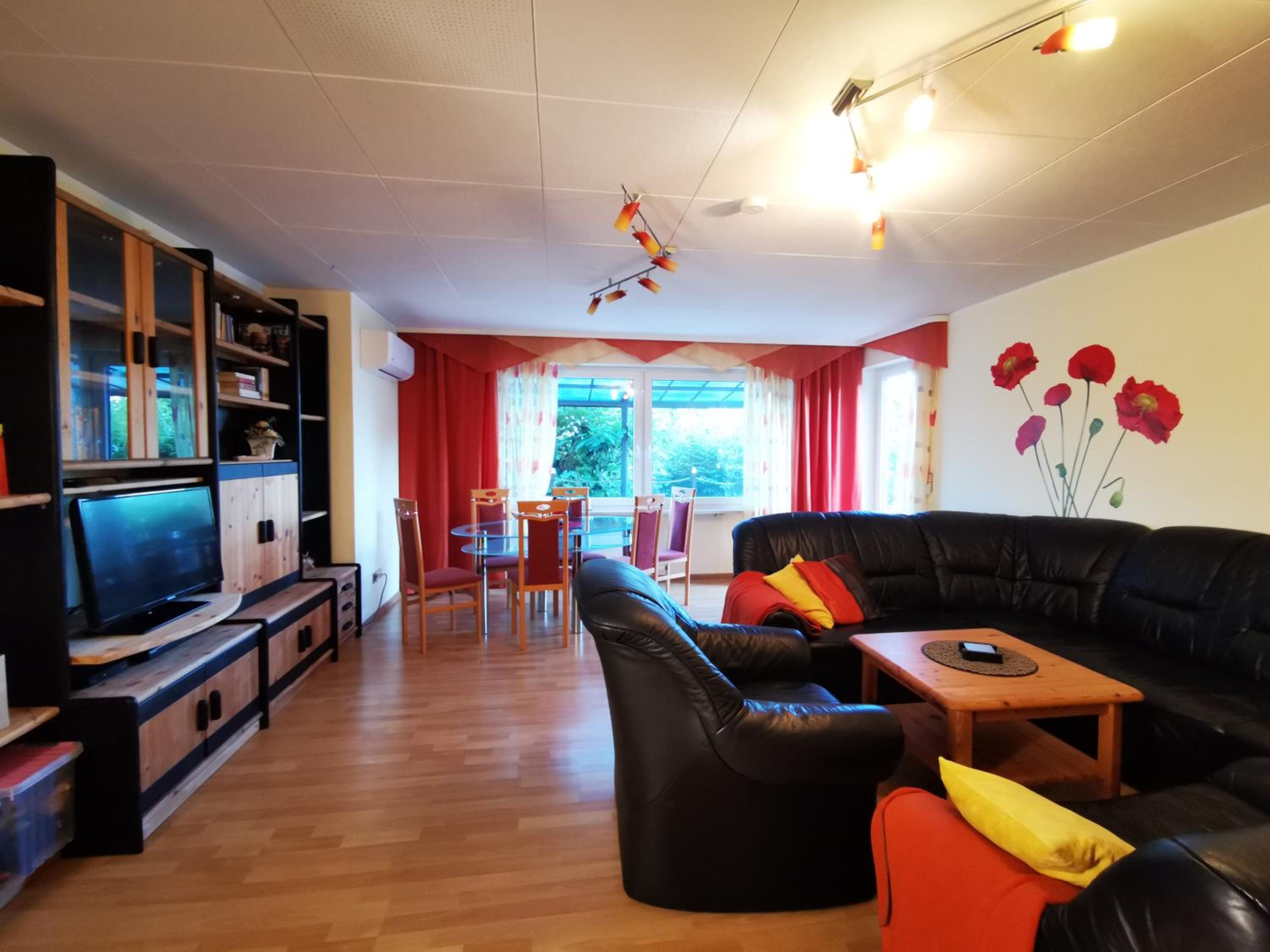 Apartment with Terrace photo 3