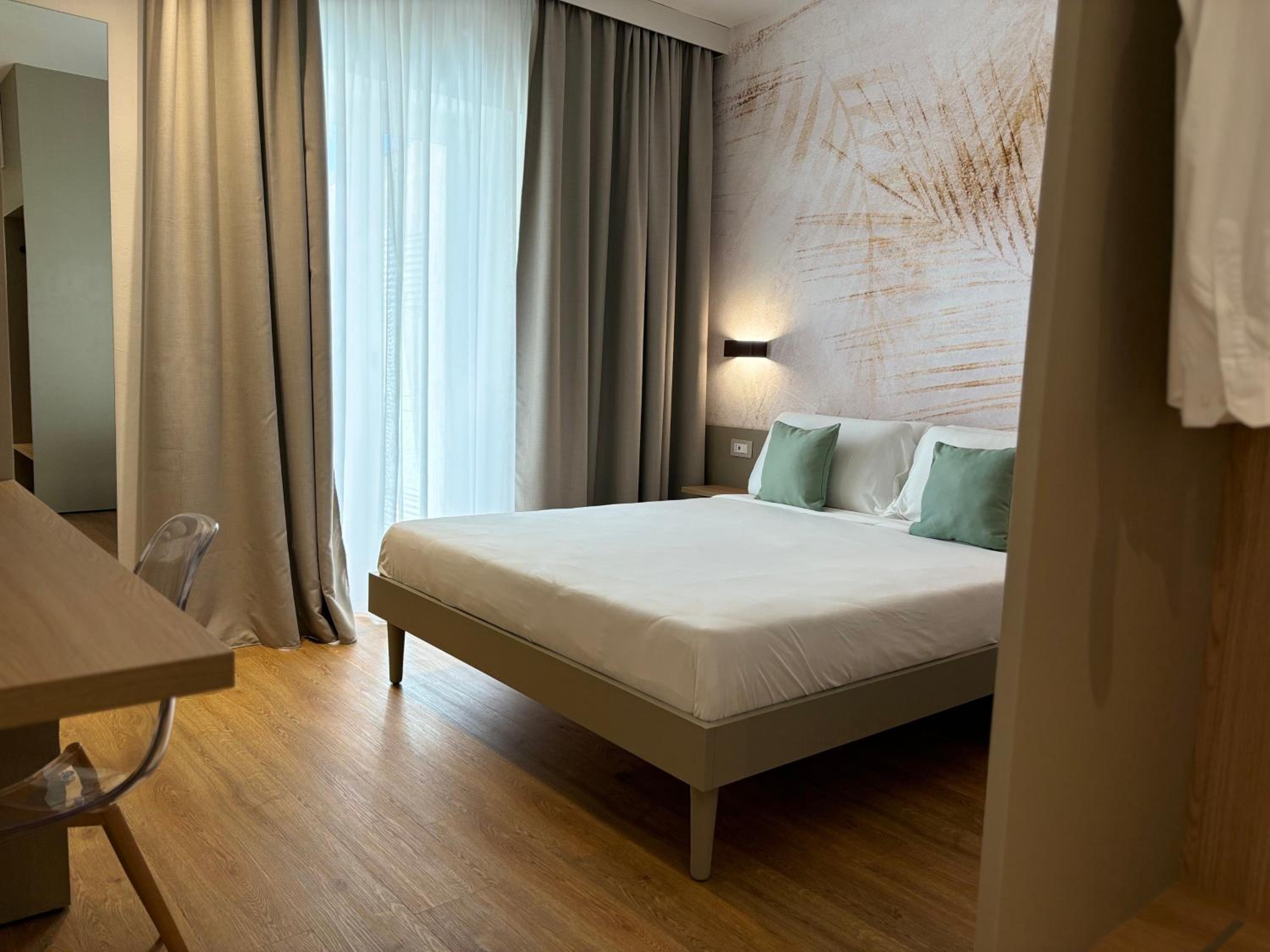 Double Room with Balcony (2 Adults + 1 Child)