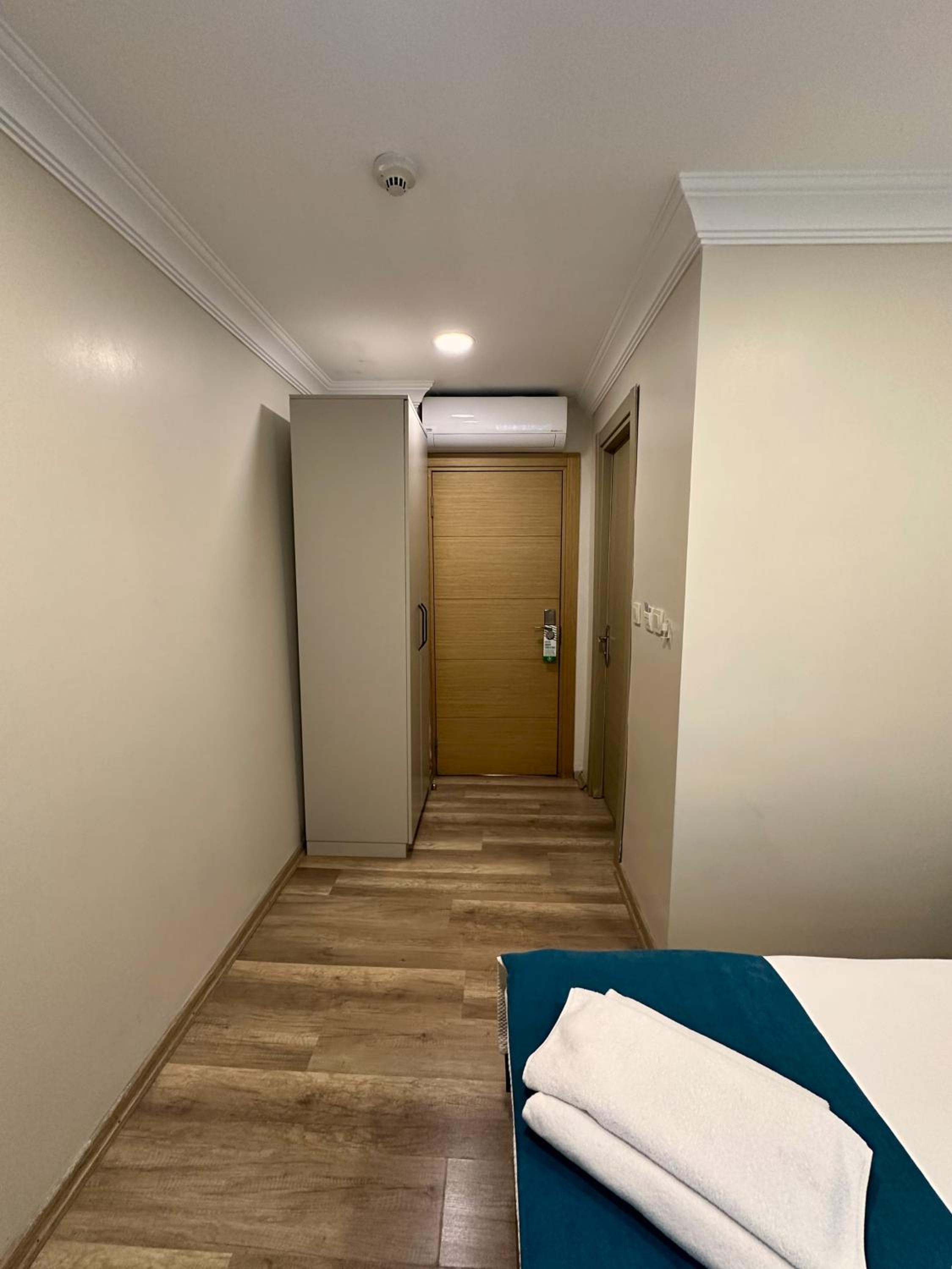 Deluxe Single Room photo 2