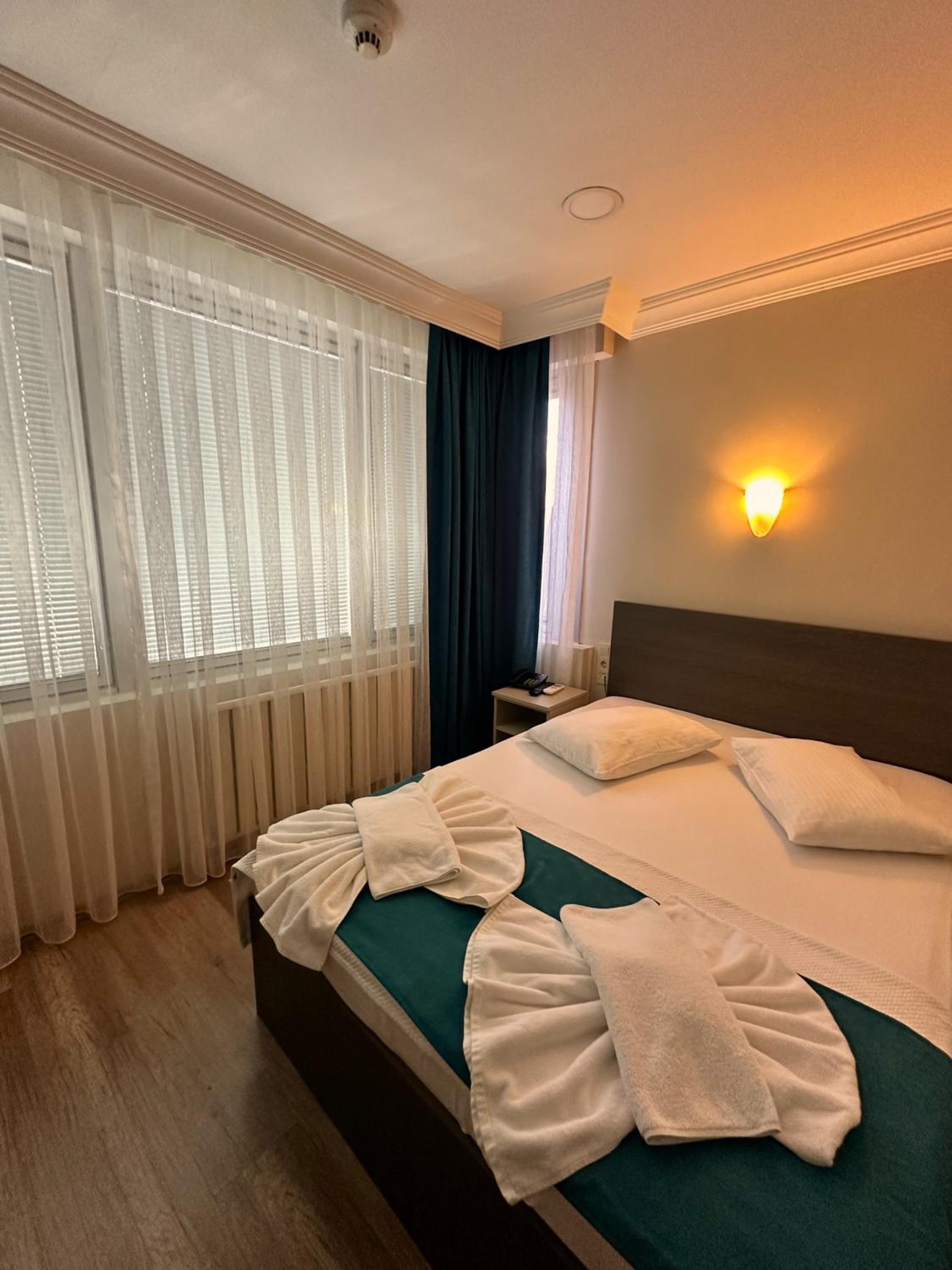Deluxe Single Room photo 3