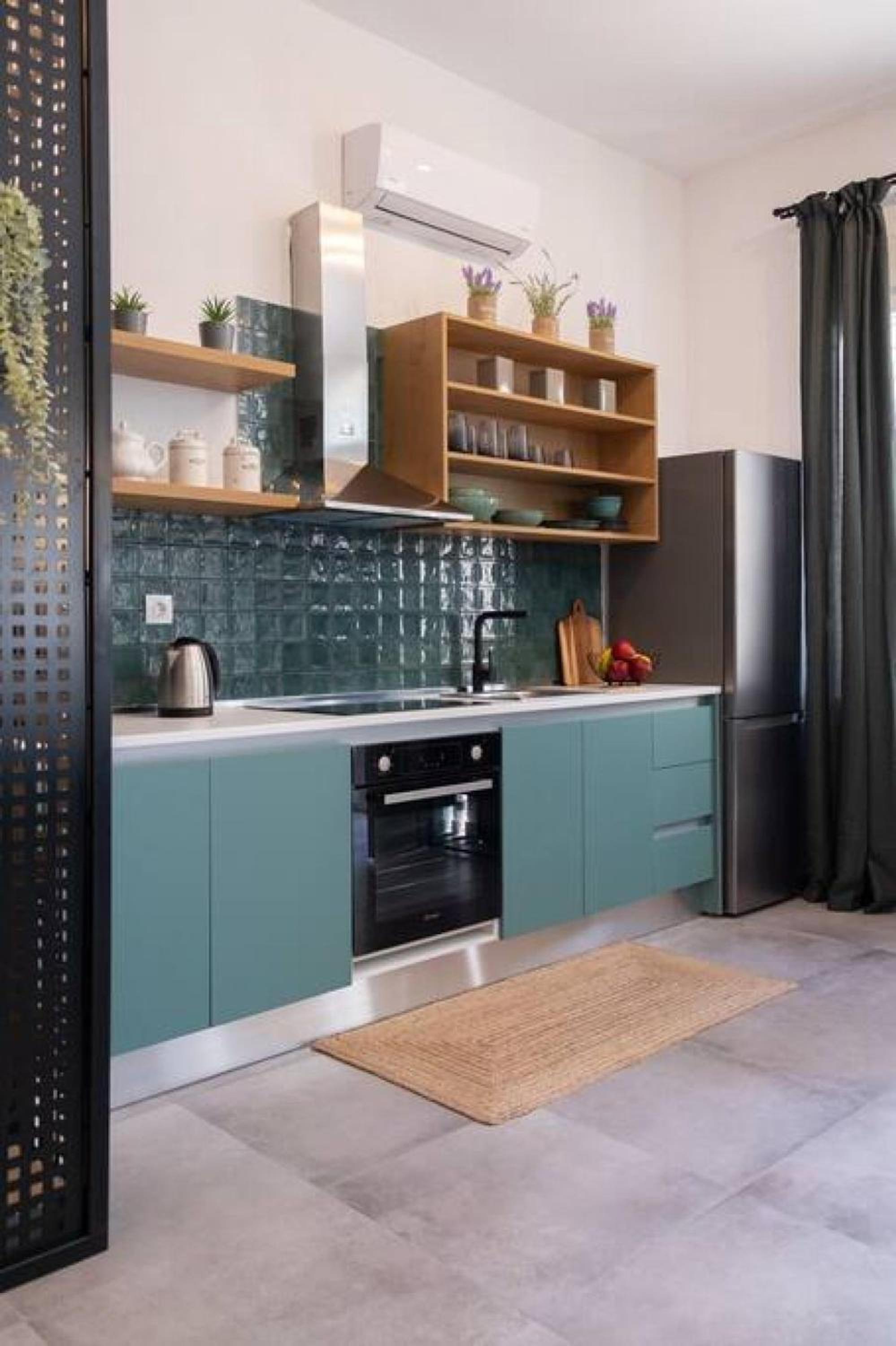 One-Bedroom House - Photo 23