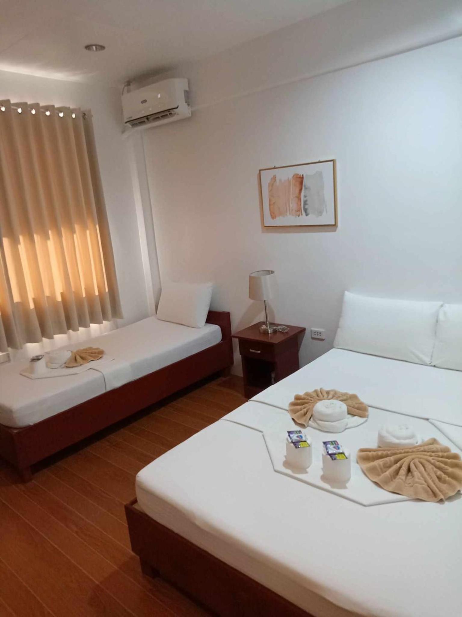 Family Double Room - Photo 1