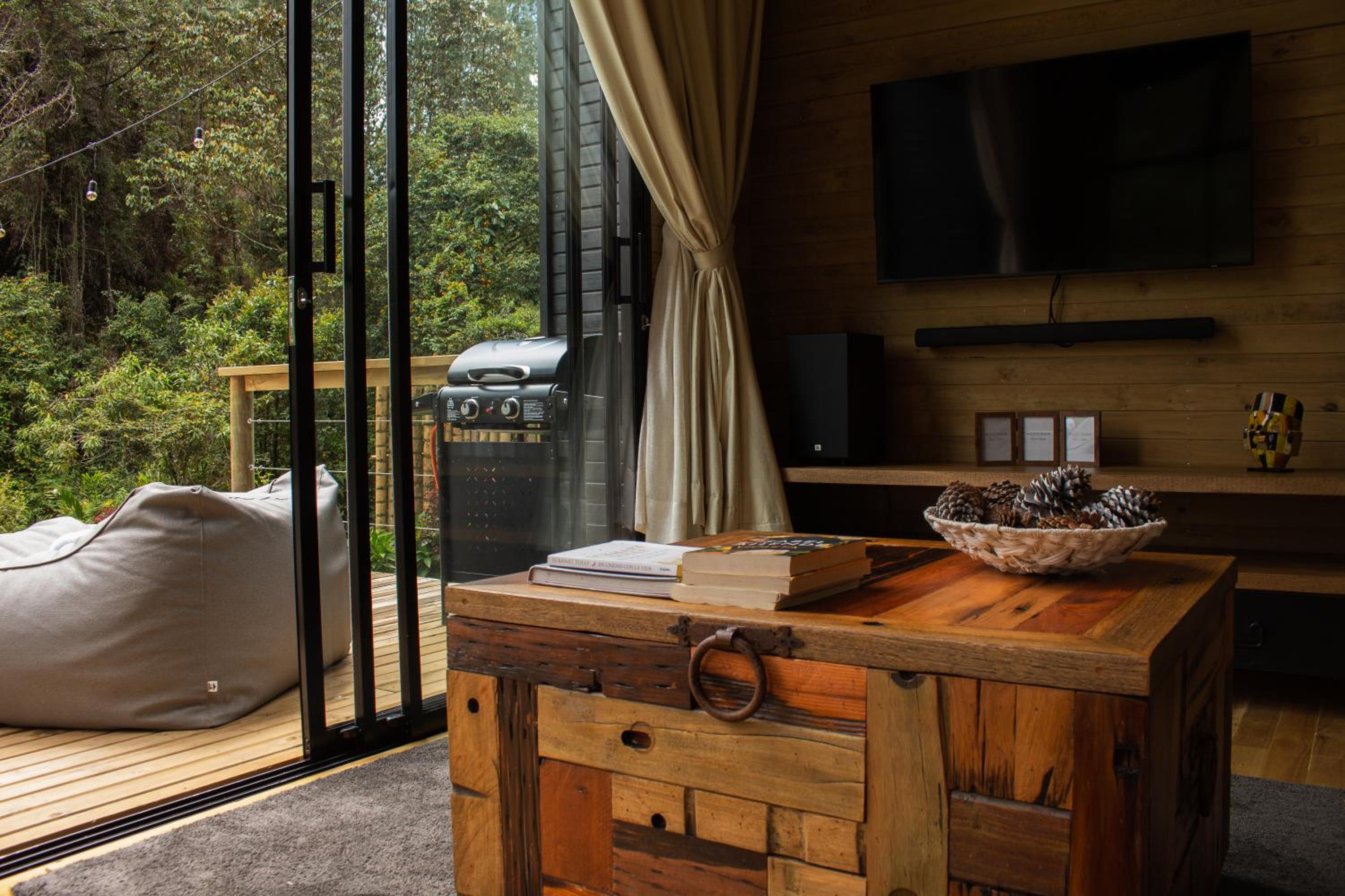 One-Bedroom House photo 2