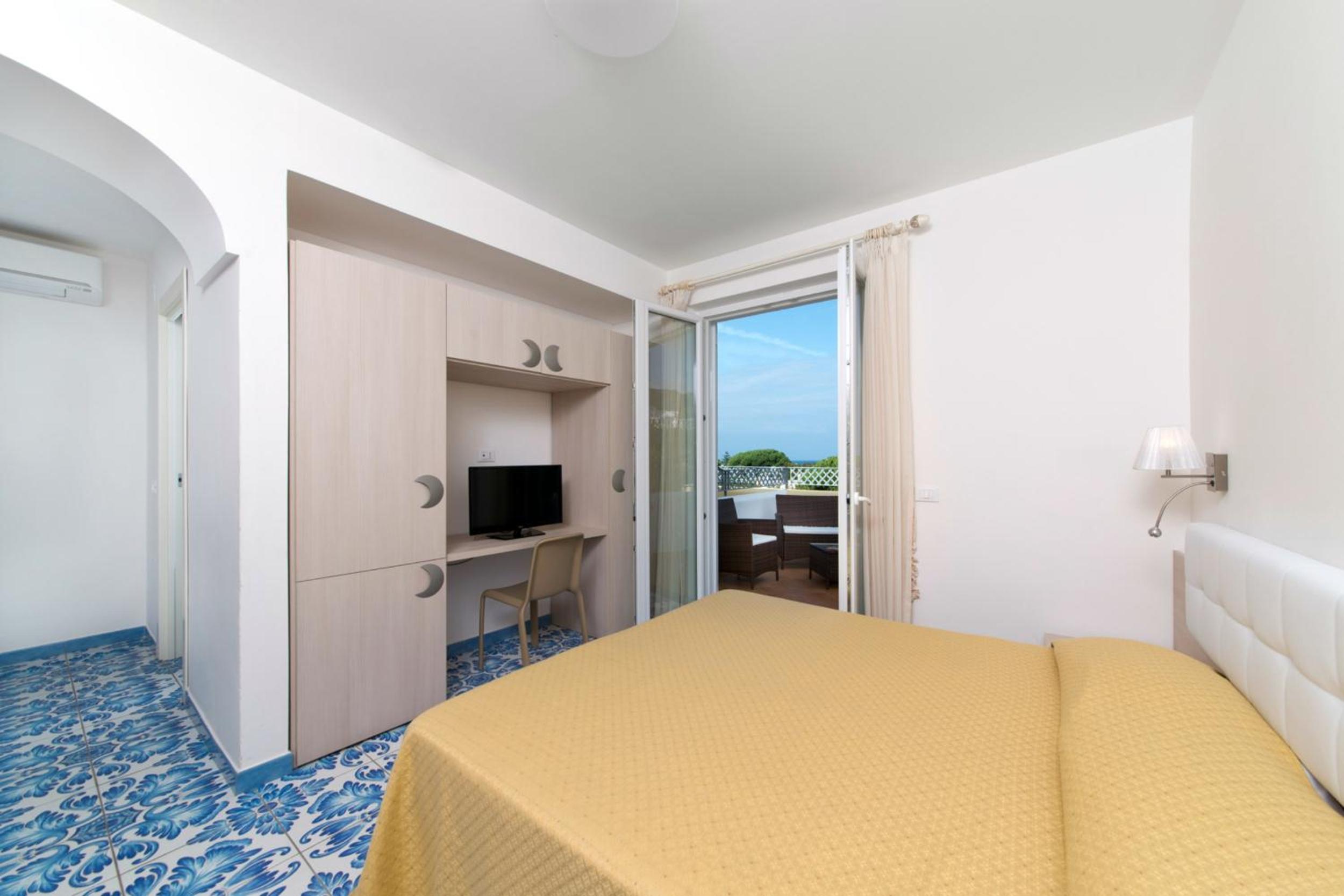 Superior Double Room with Sea View Terrace