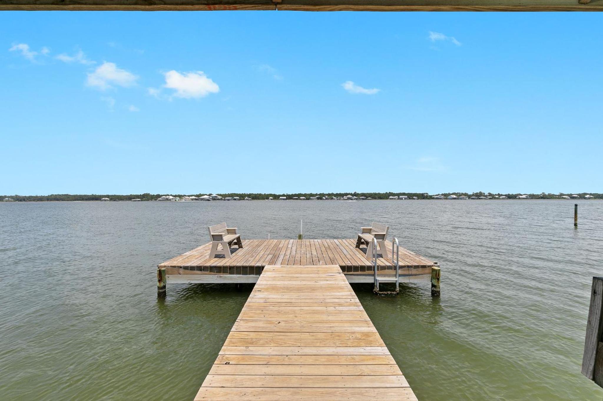 Three-Bedroom Apartment with Ocean View photo 3