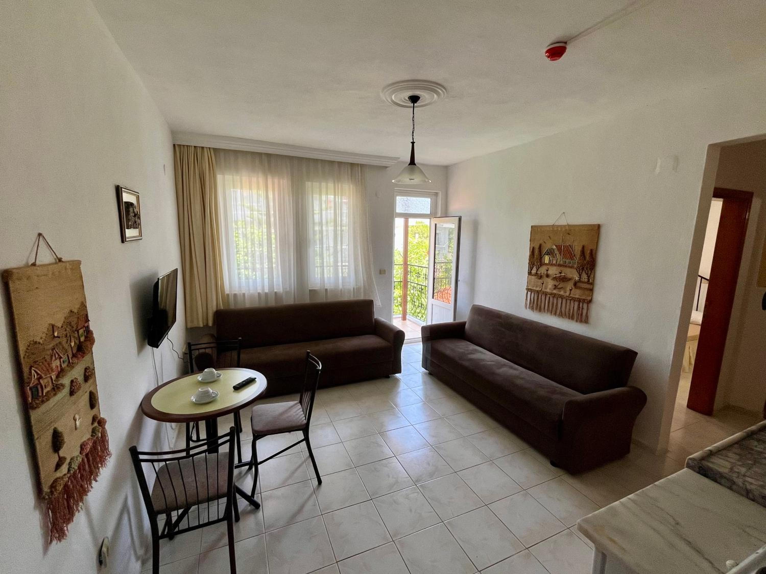 Large Double Room photo 3
