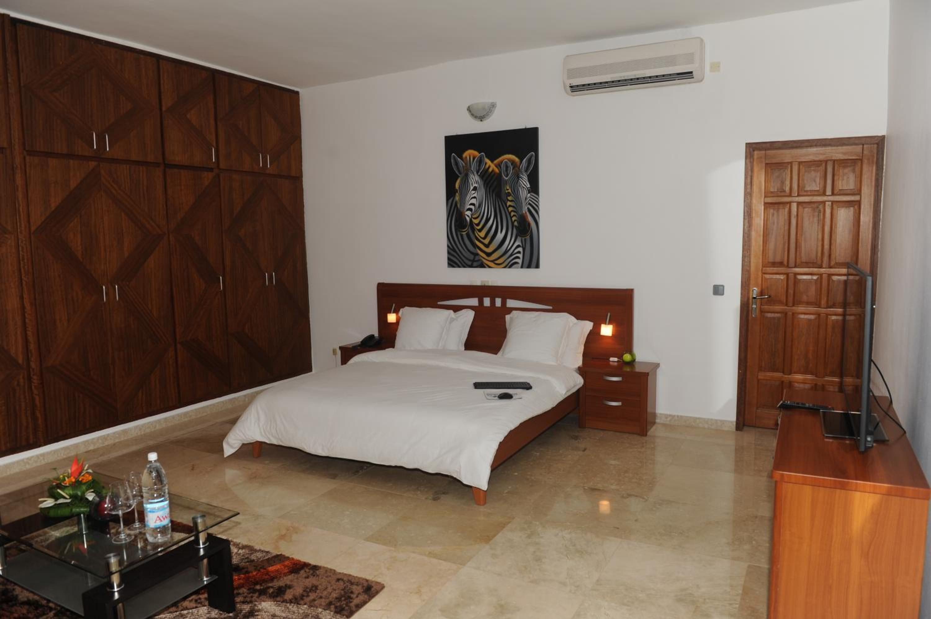 Suite with Garden View photo 2