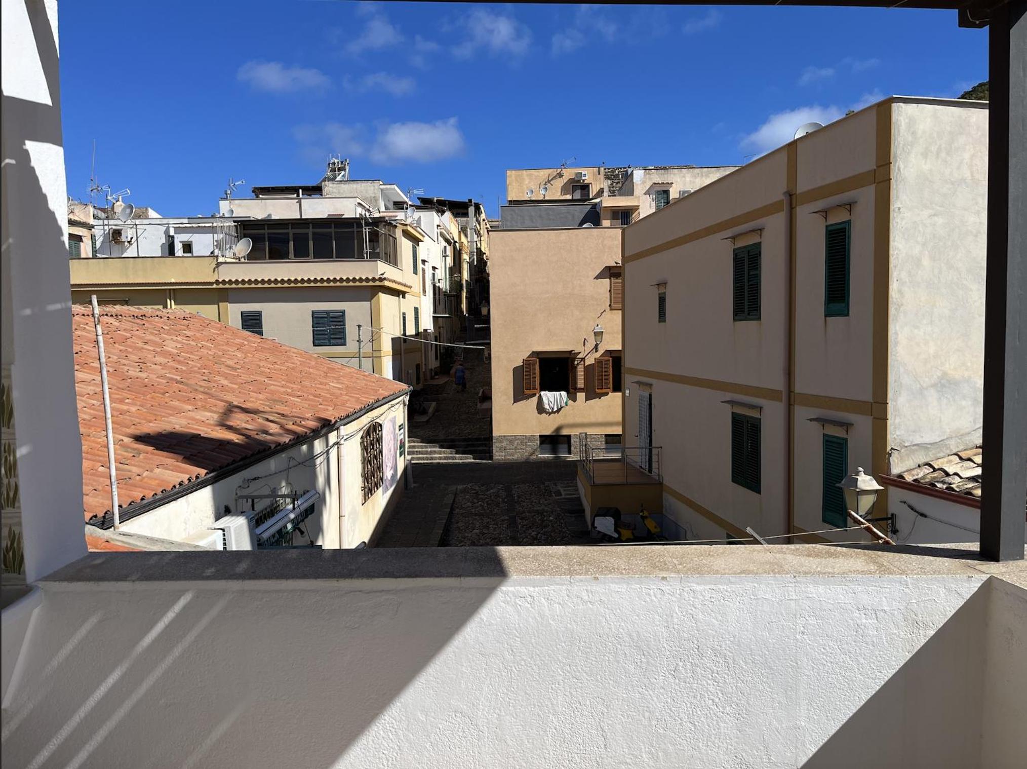 Maisonette photo 2