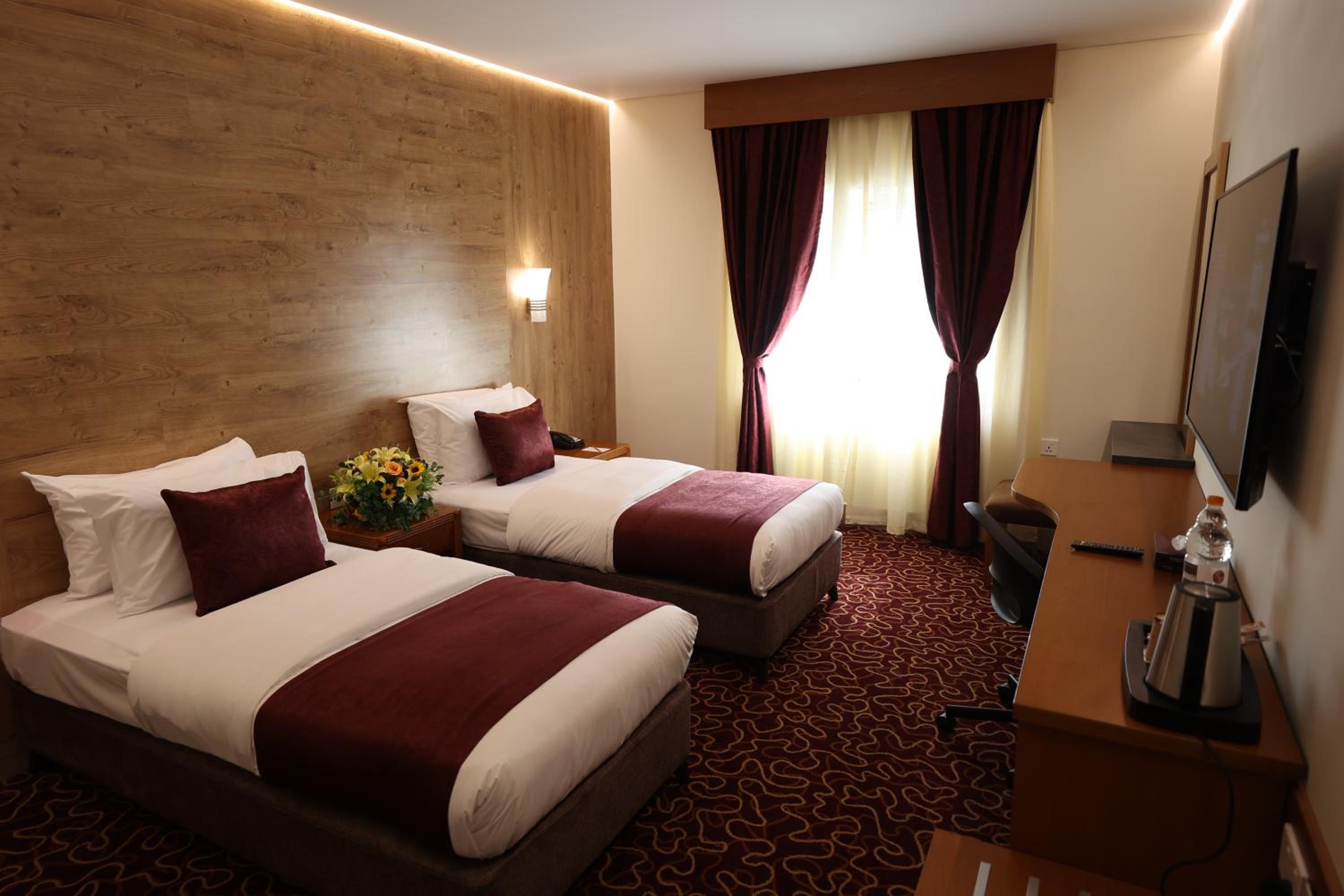Superior Twin Room photo 1