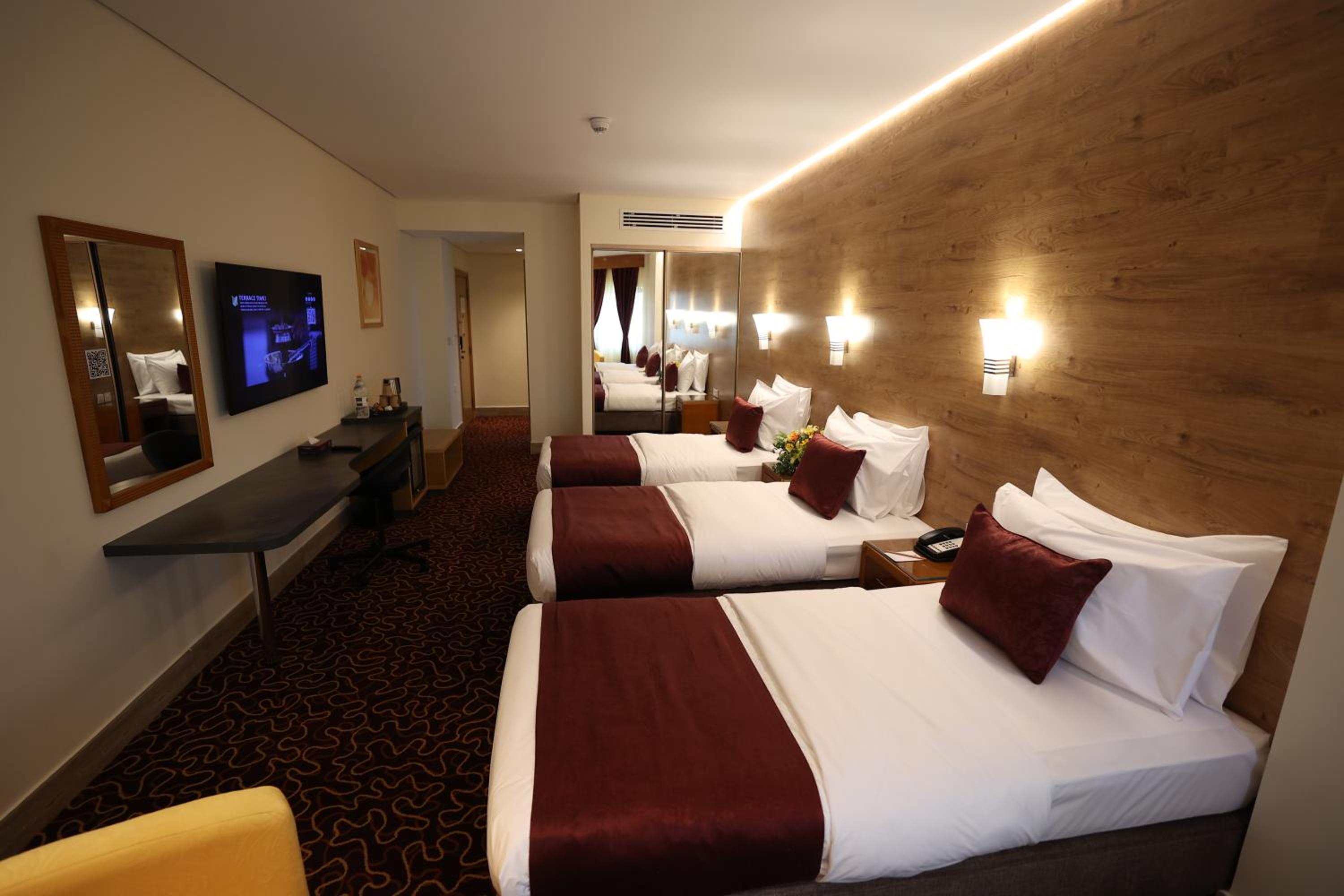 Superior Triple Room photo 1