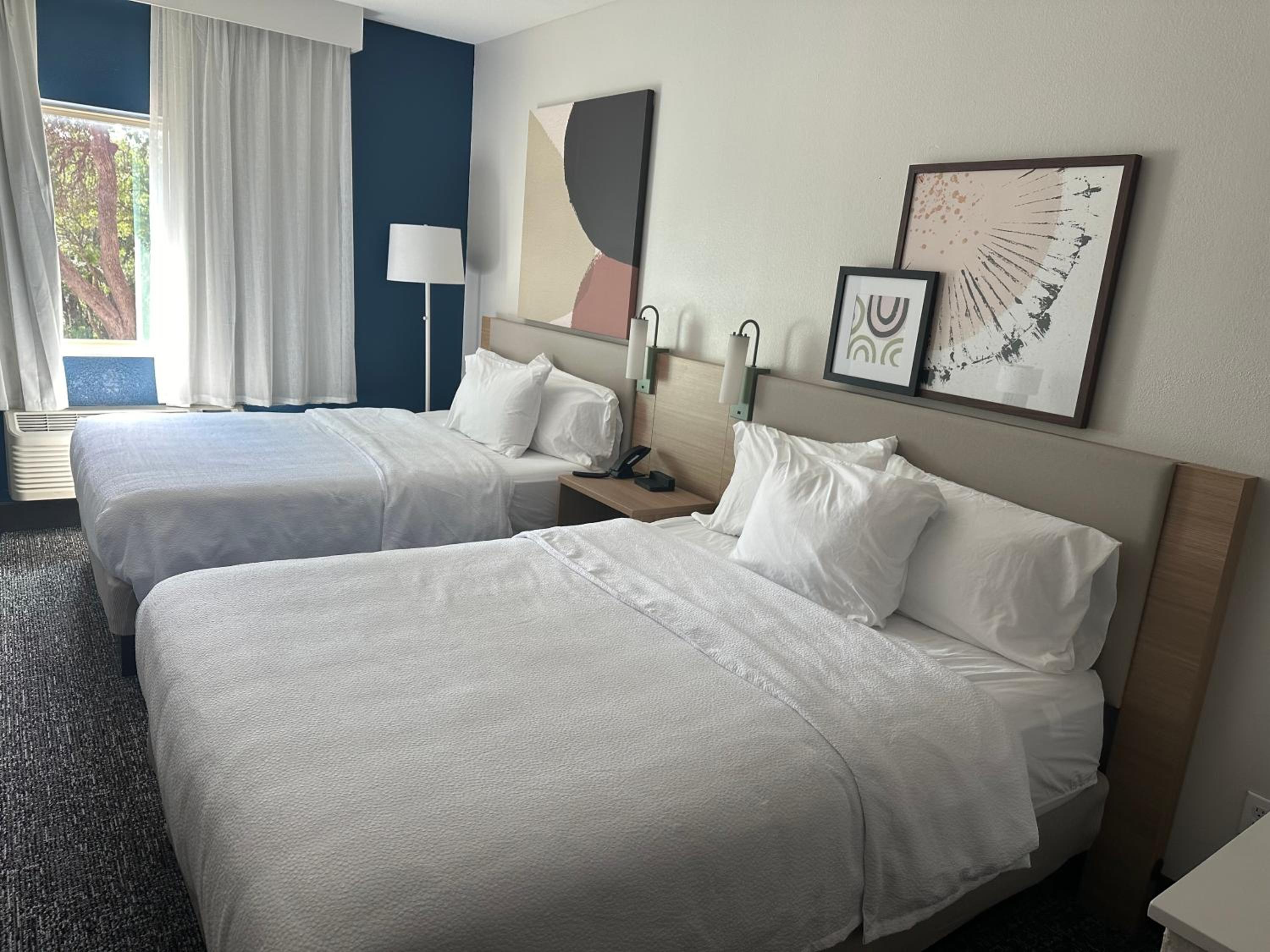 Queen Room with Two Queen Beds