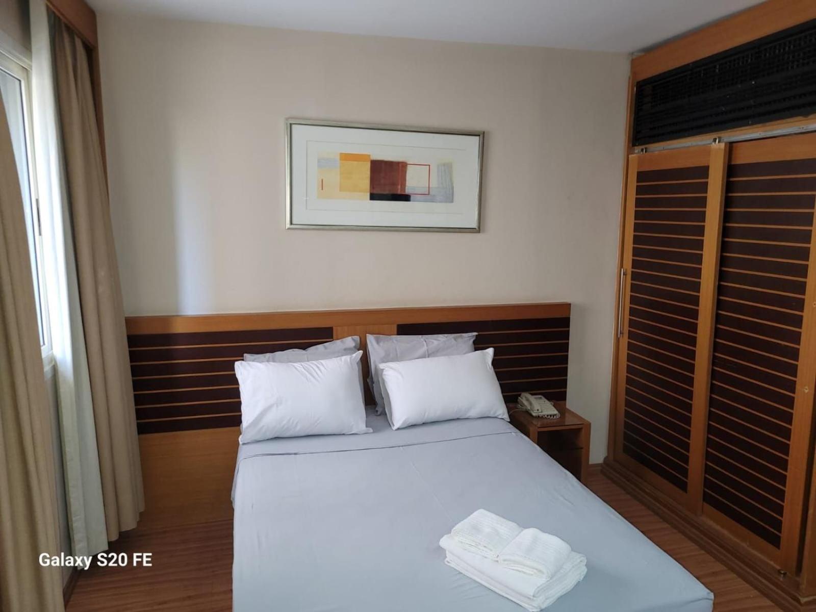 Studio Apartment - Photo 1