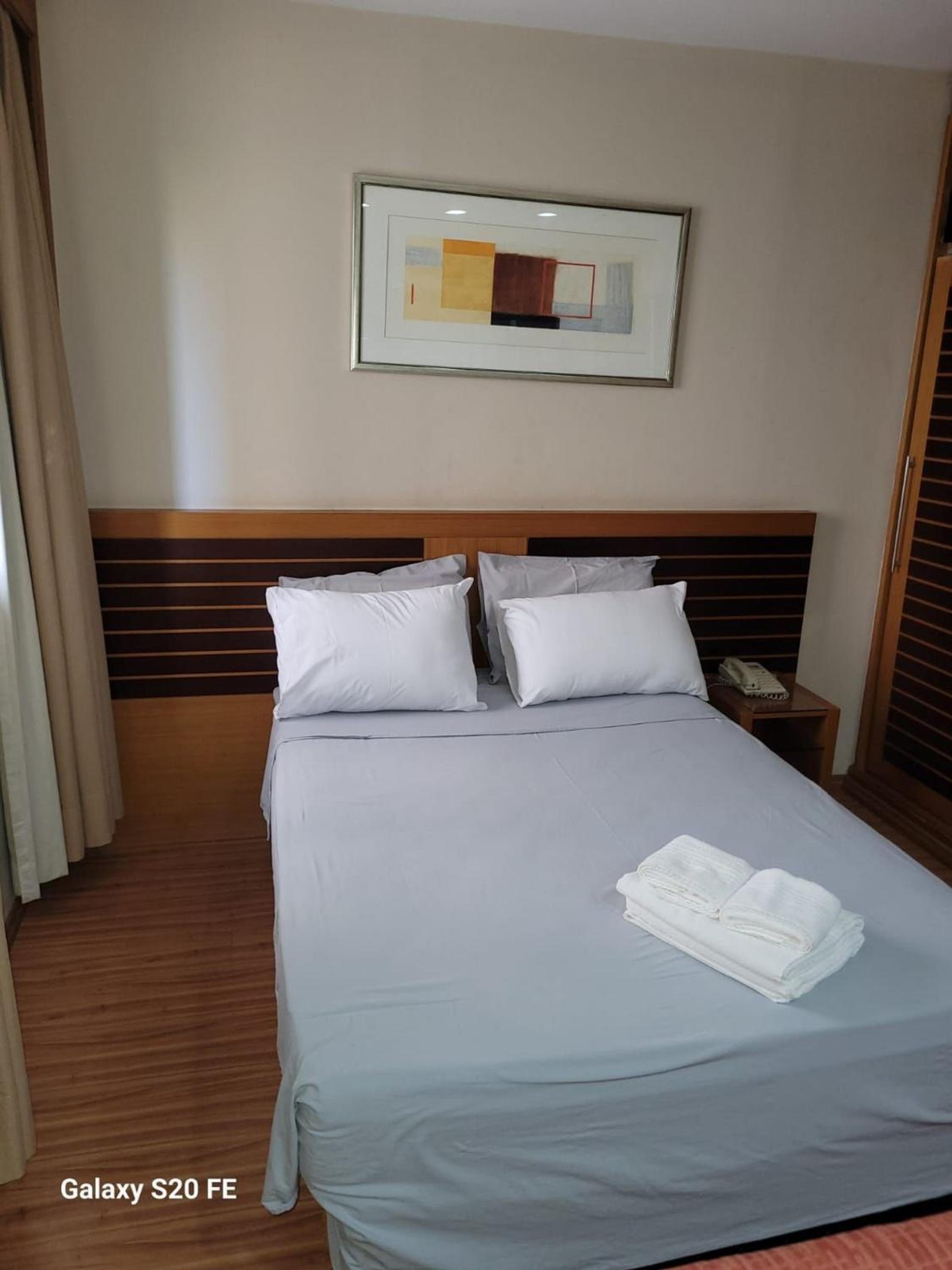 Studio Apartment - Photo 23