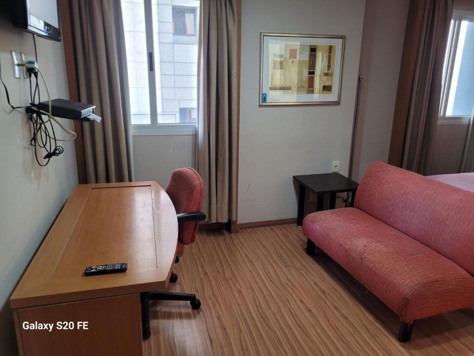 Studio Apartment - Photo 39