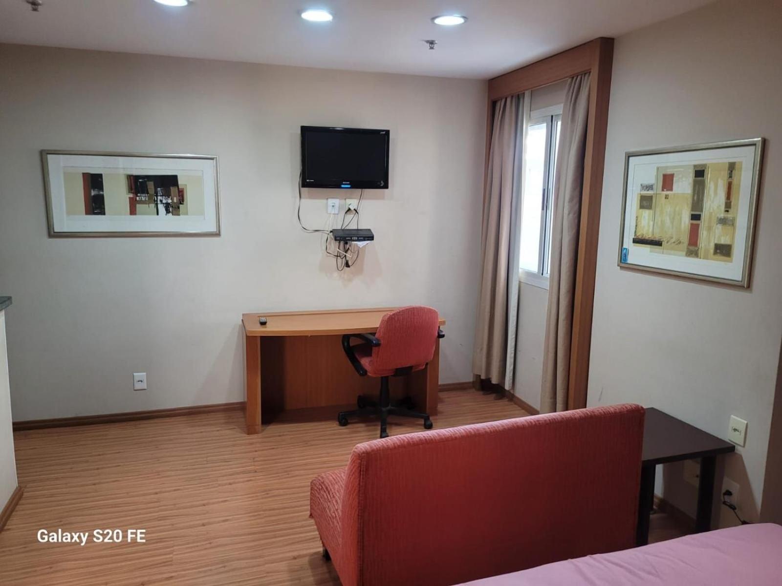 Studio Apartment - Photo 40