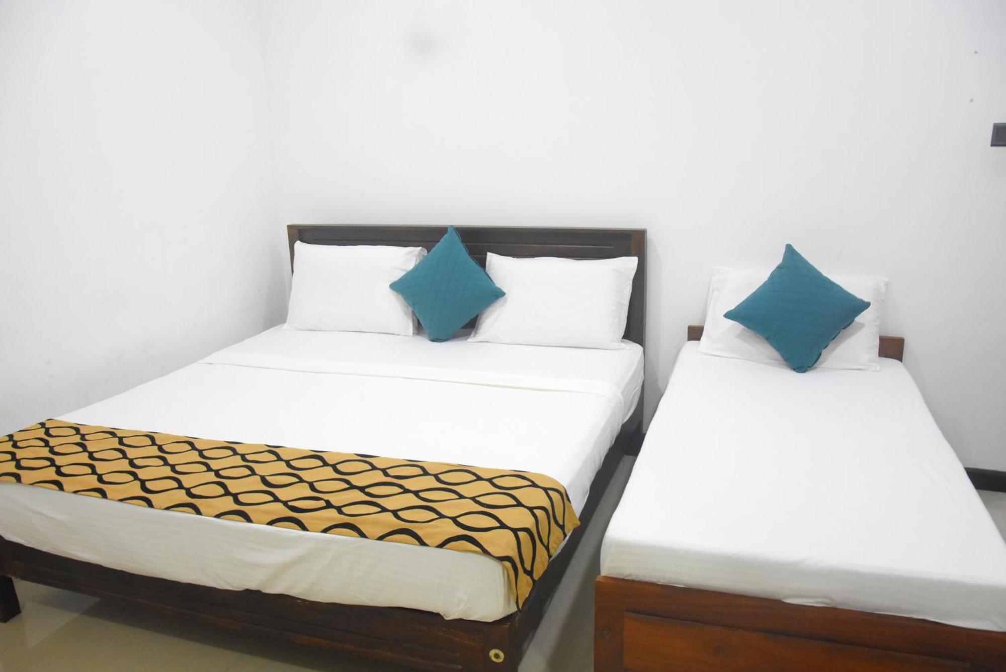 Standard Triple Room photo 2