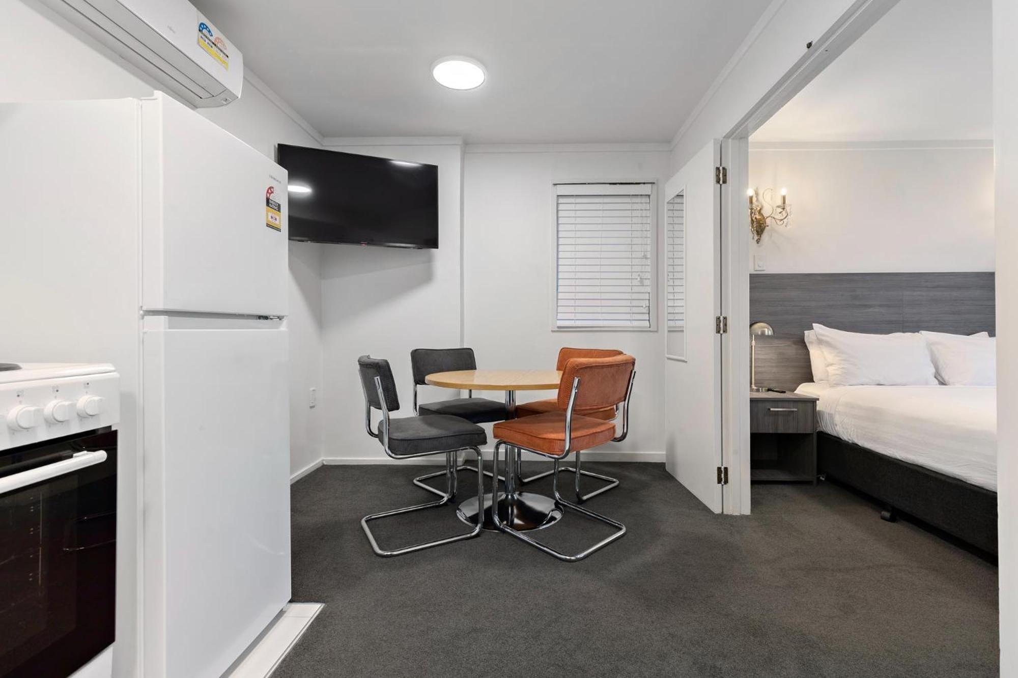 Two Bedroom Suite With a Lake And Mountain View