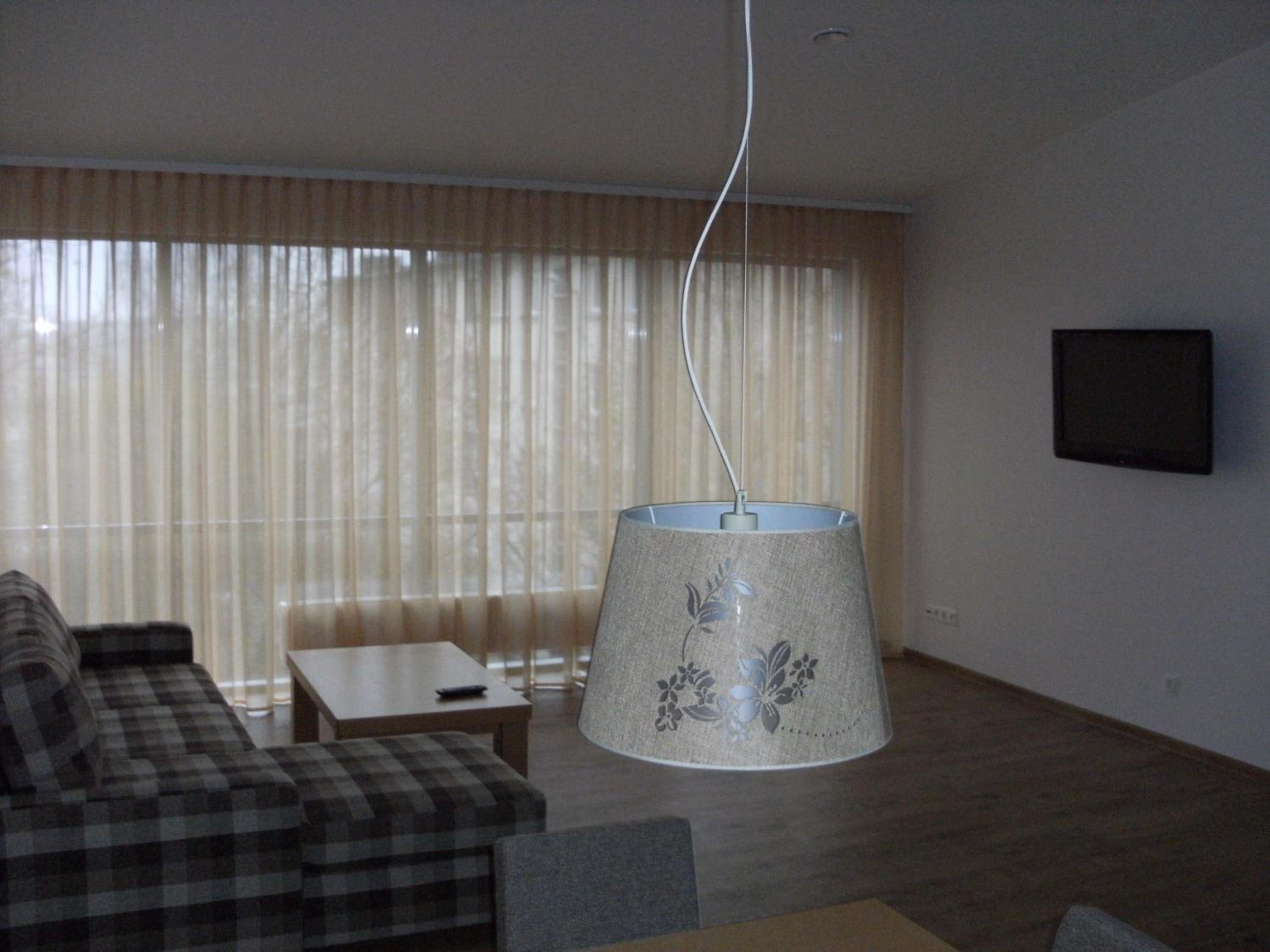 One-Bedroom Apartment - Photo 1
