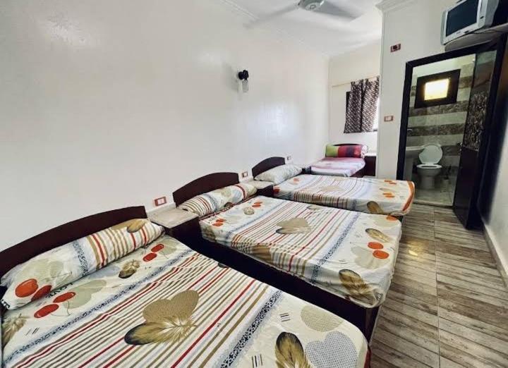 Triple Room with Private Bathroom photo 2