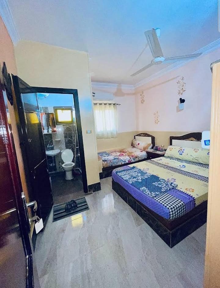 Double Room with Private Bathroom photo 3