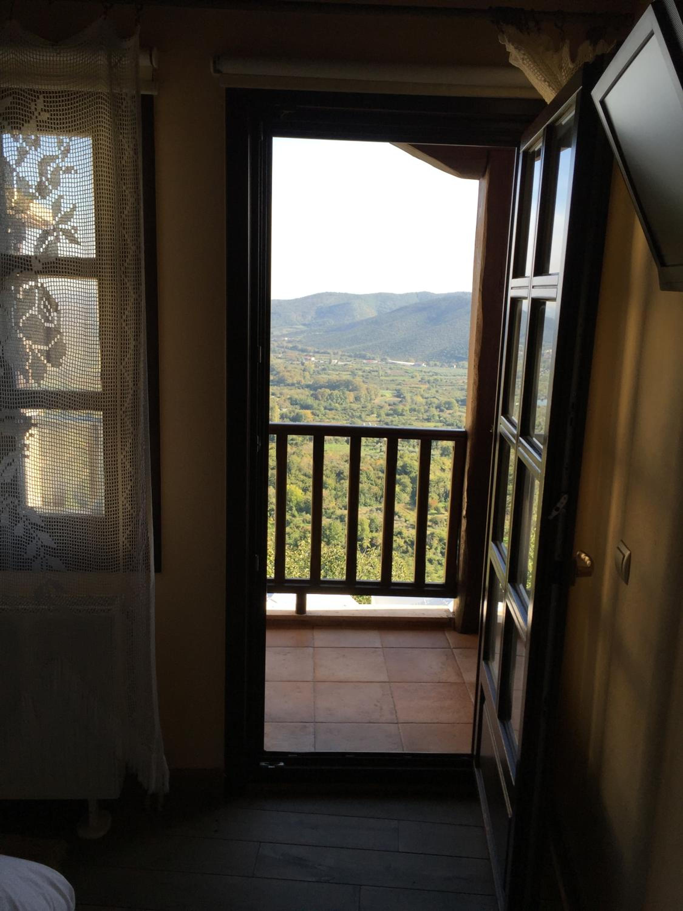Double or Twin Room with Village View - Photo 37