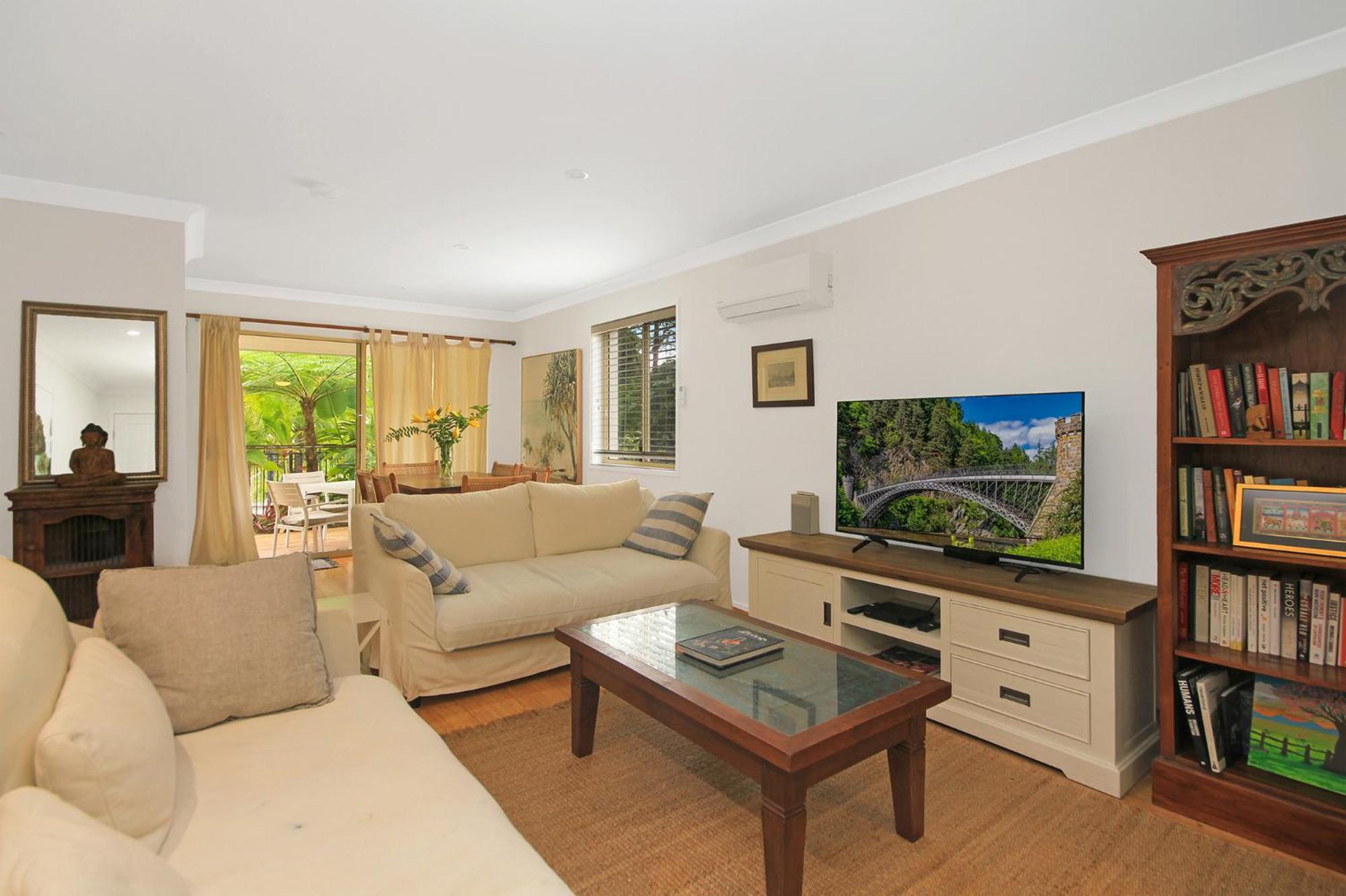 Three Bedroom Apartment Deluxe with Garden View