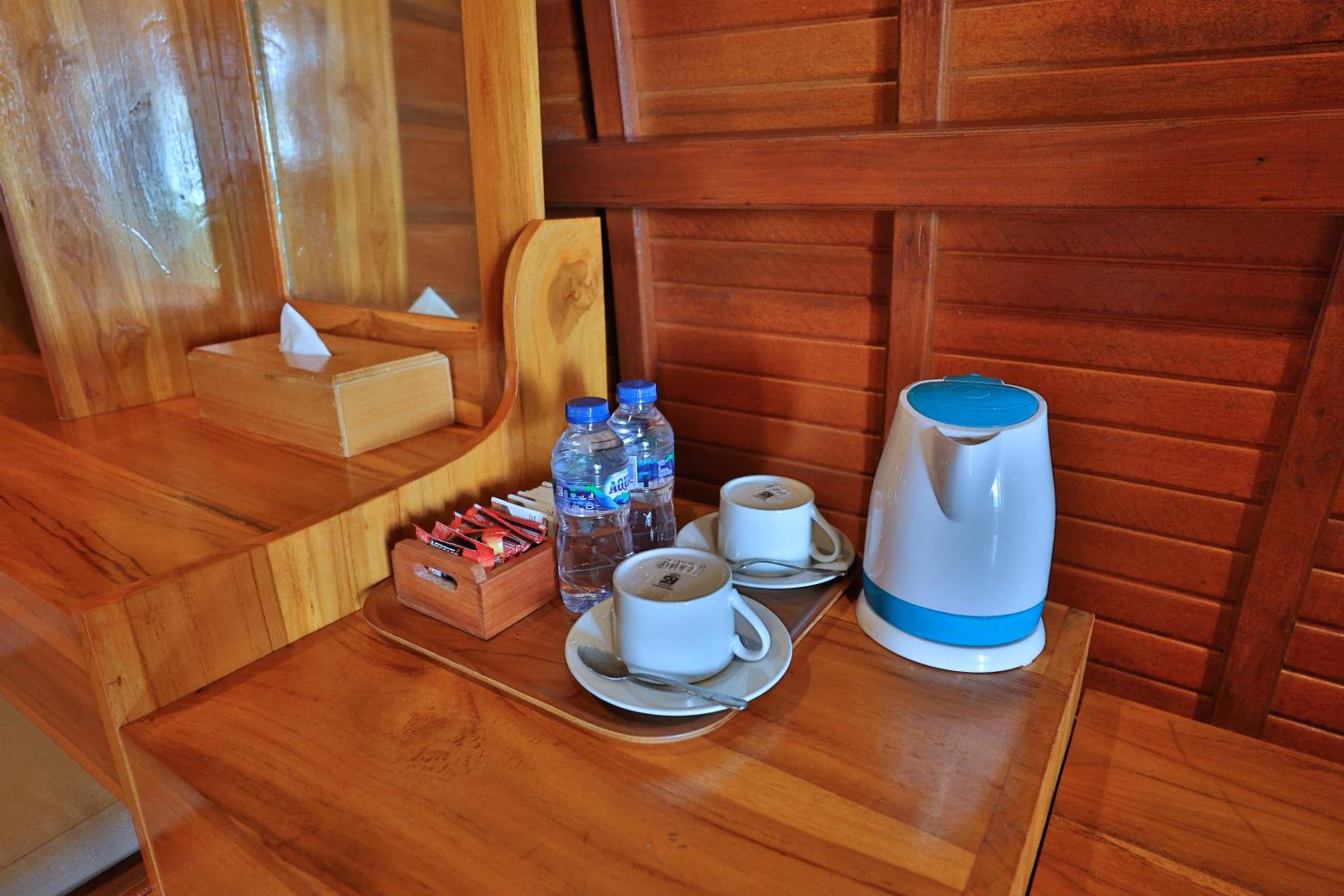 Deluxe Double Room with Sea View - Photo 7