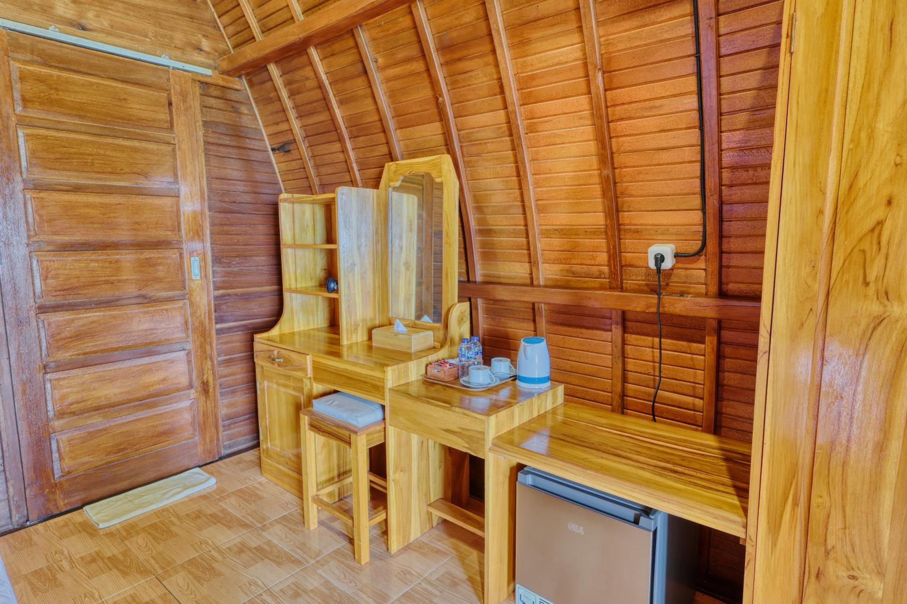 Deluxe Double Room with Sea View - Photo 6