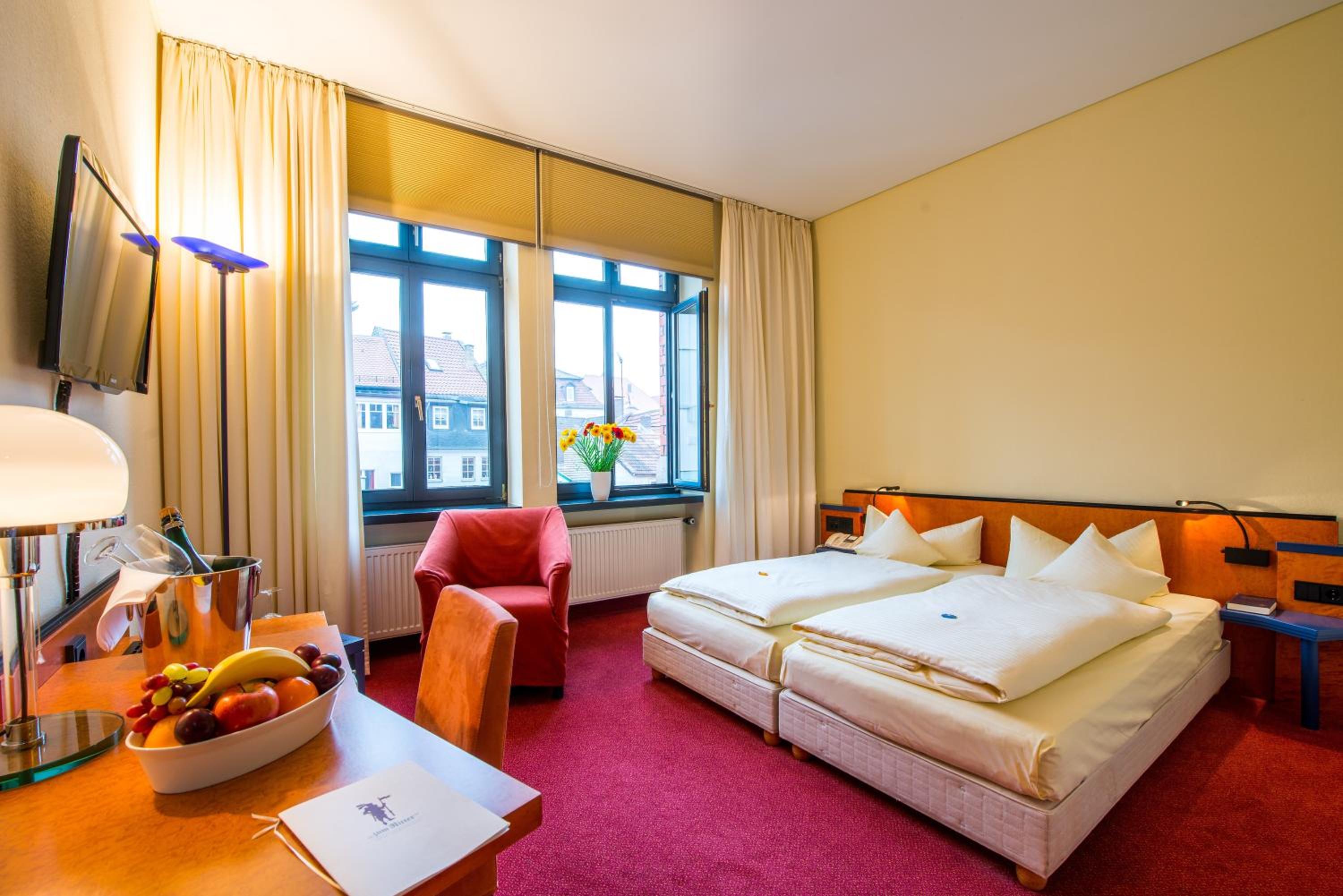 Double Room - Photo 6