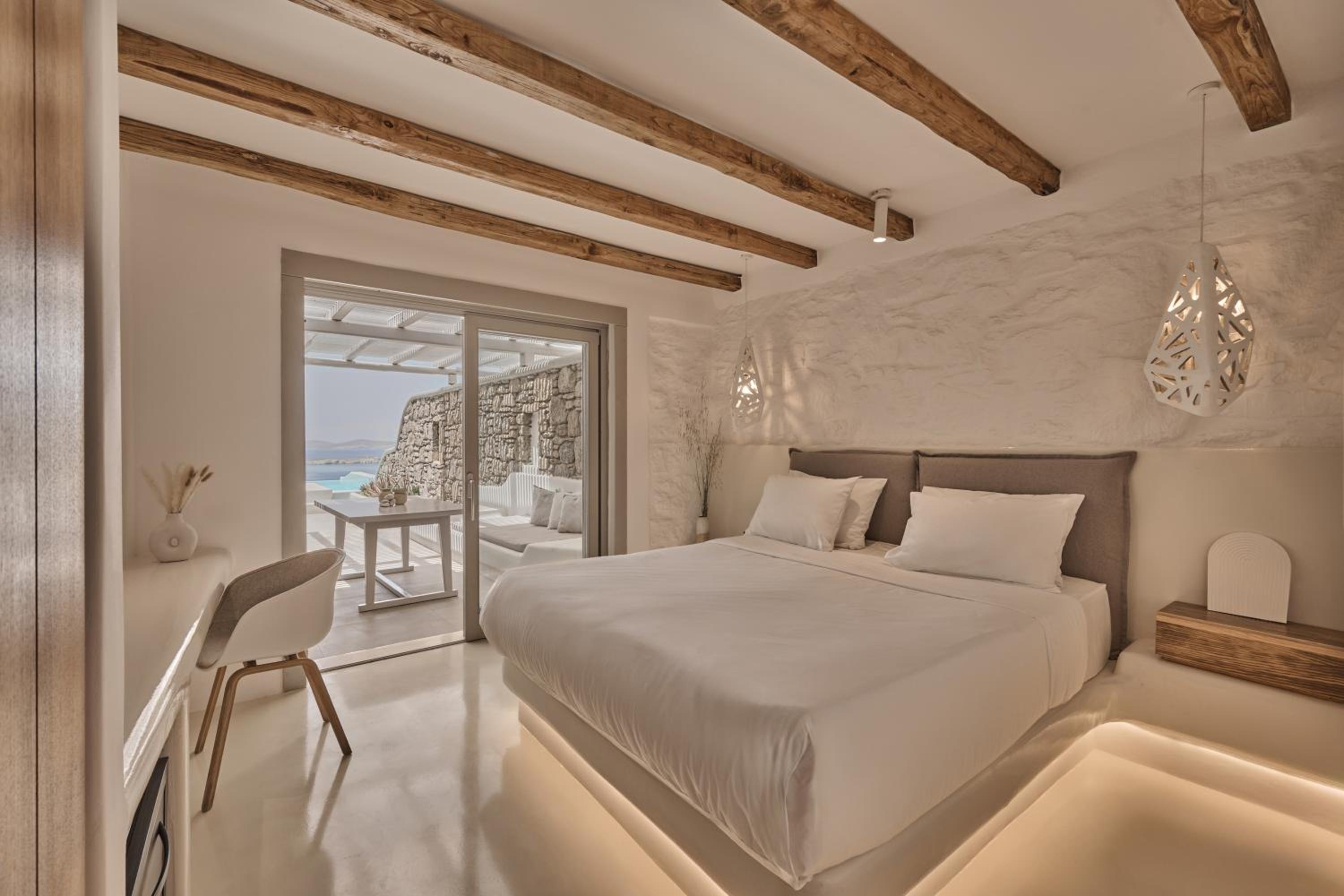 Junior Suite With Private Pool (Helios)