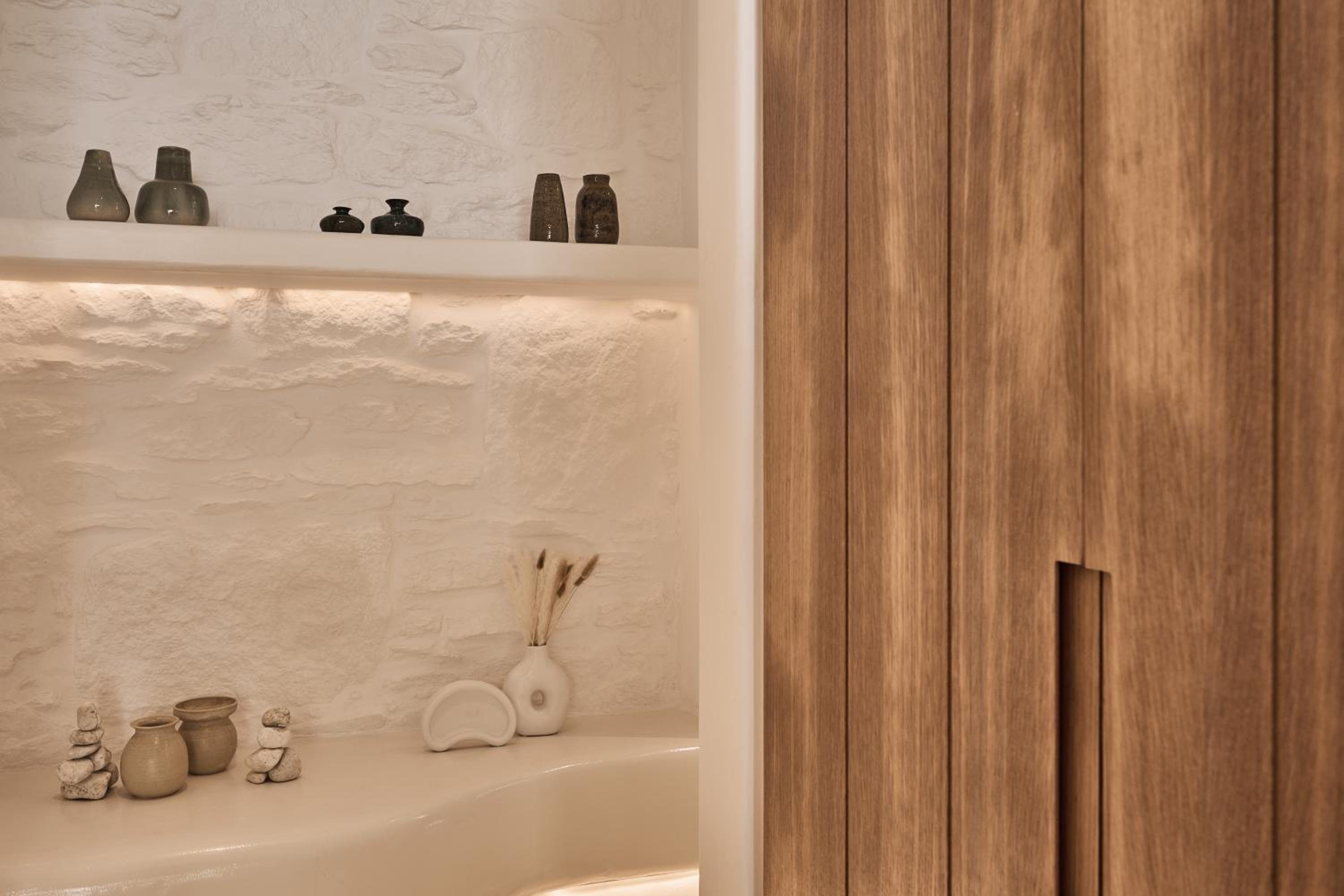 Junior Suite With Private Pool (Helios) photo 3