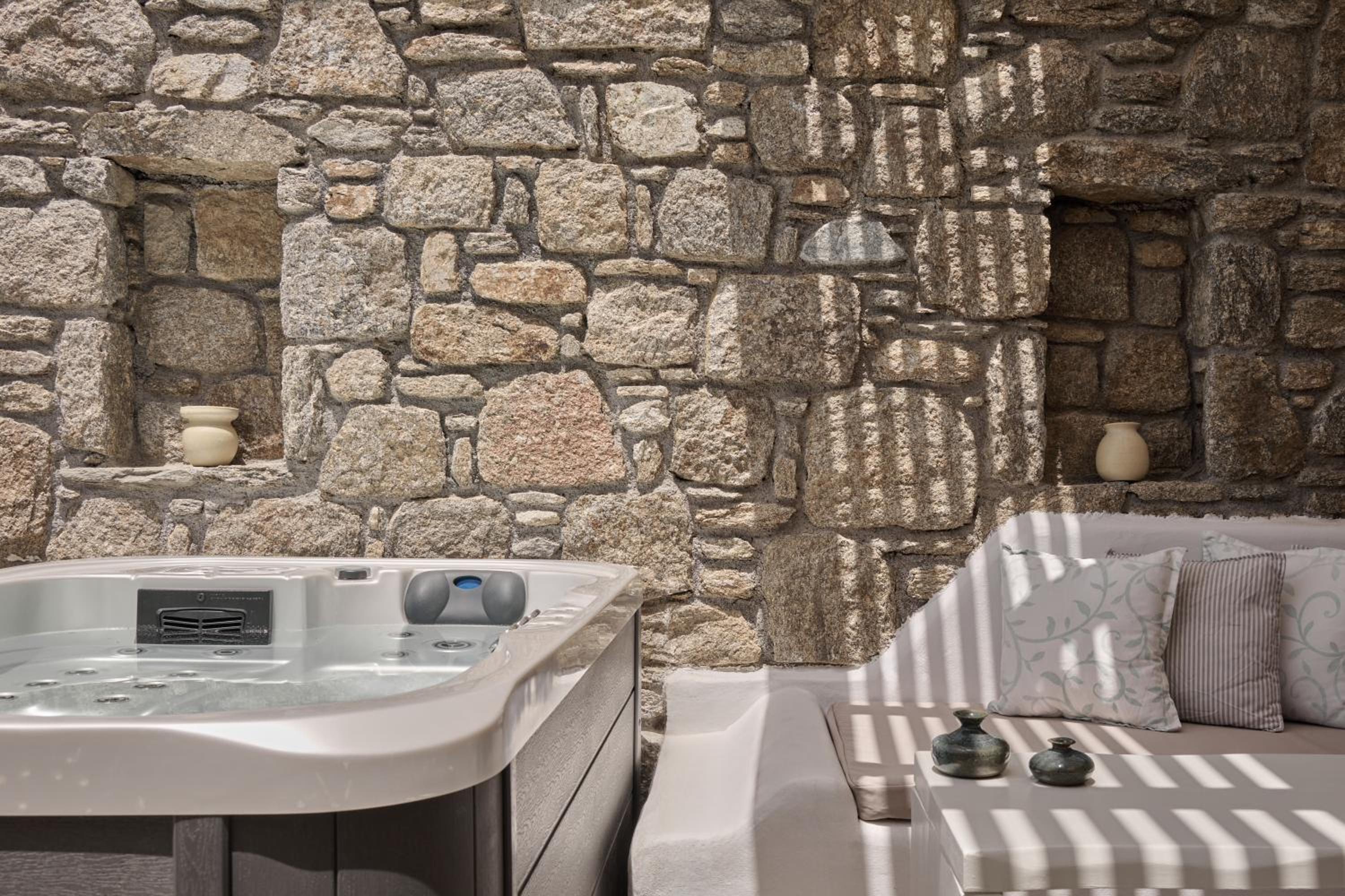 Junior Suite With Private Pool (Phoebus) photo 2