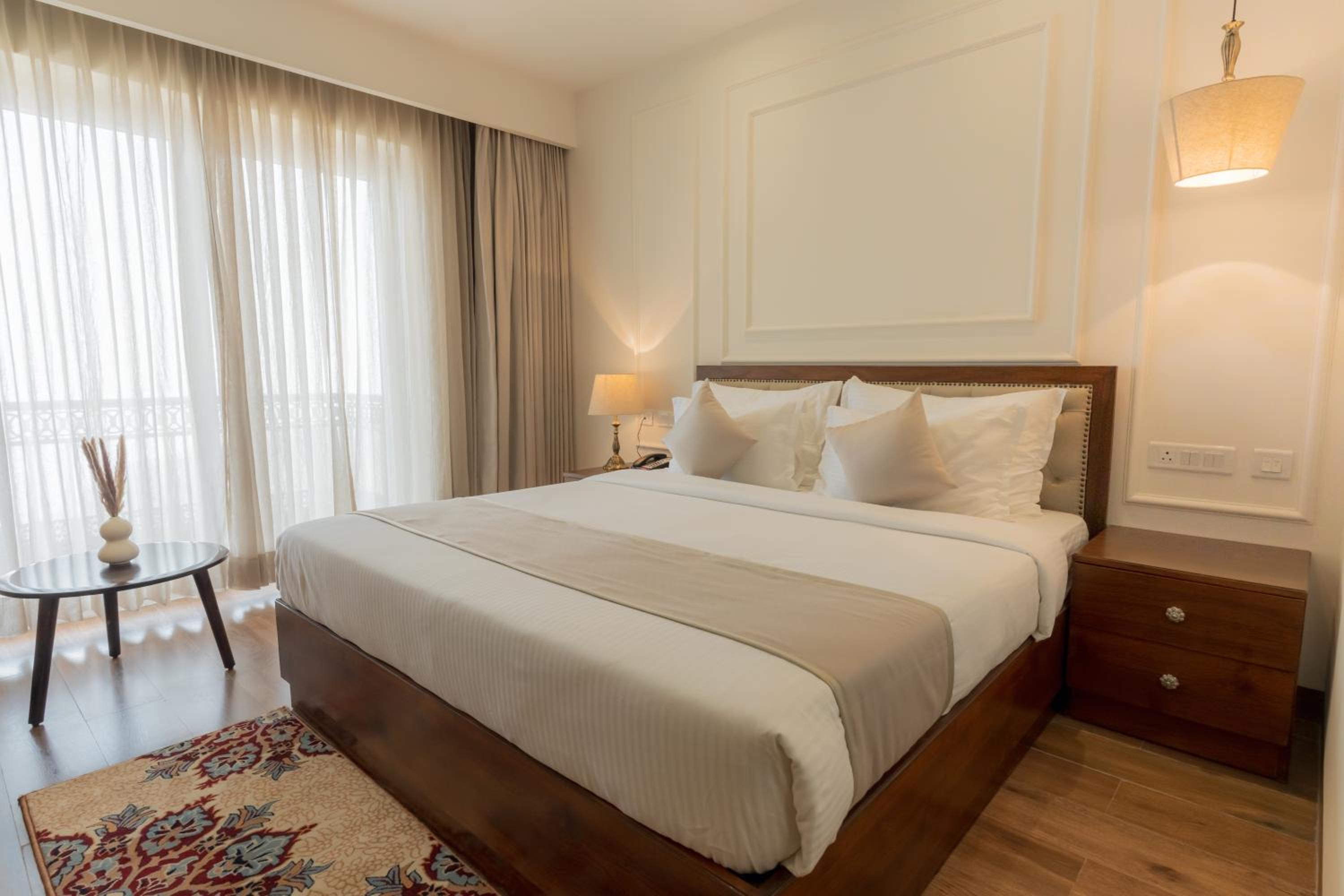 Premium room Small Balcony - City View photo 1