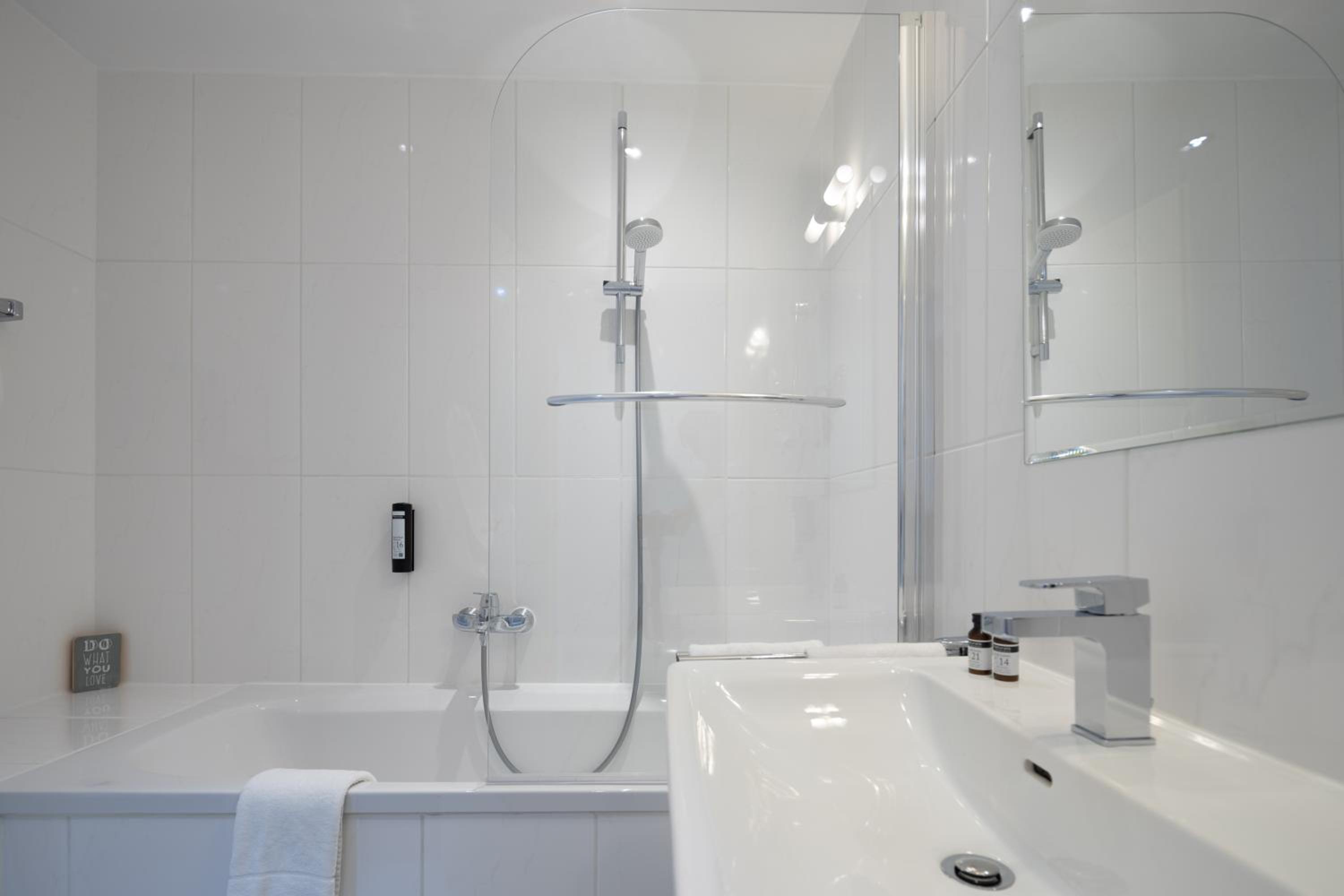 Superior Double Room - Photo 5
