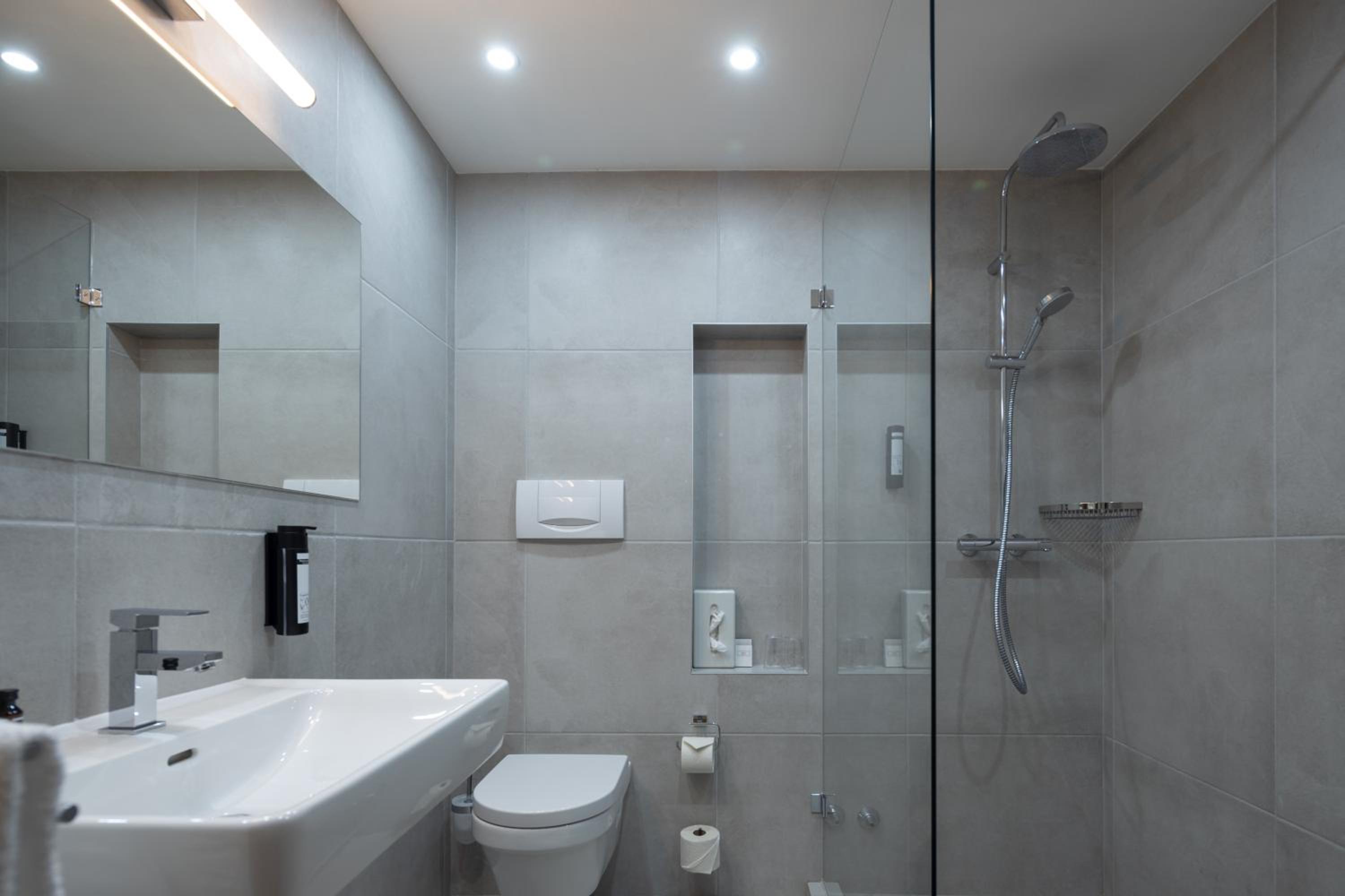 Single Room photo 3