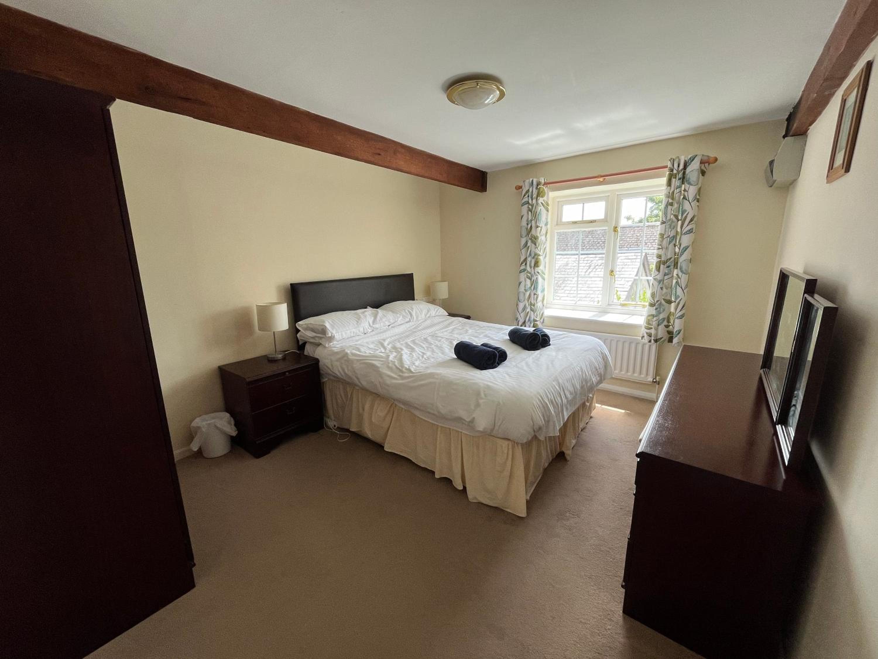 Three-Bedroom House photo 2