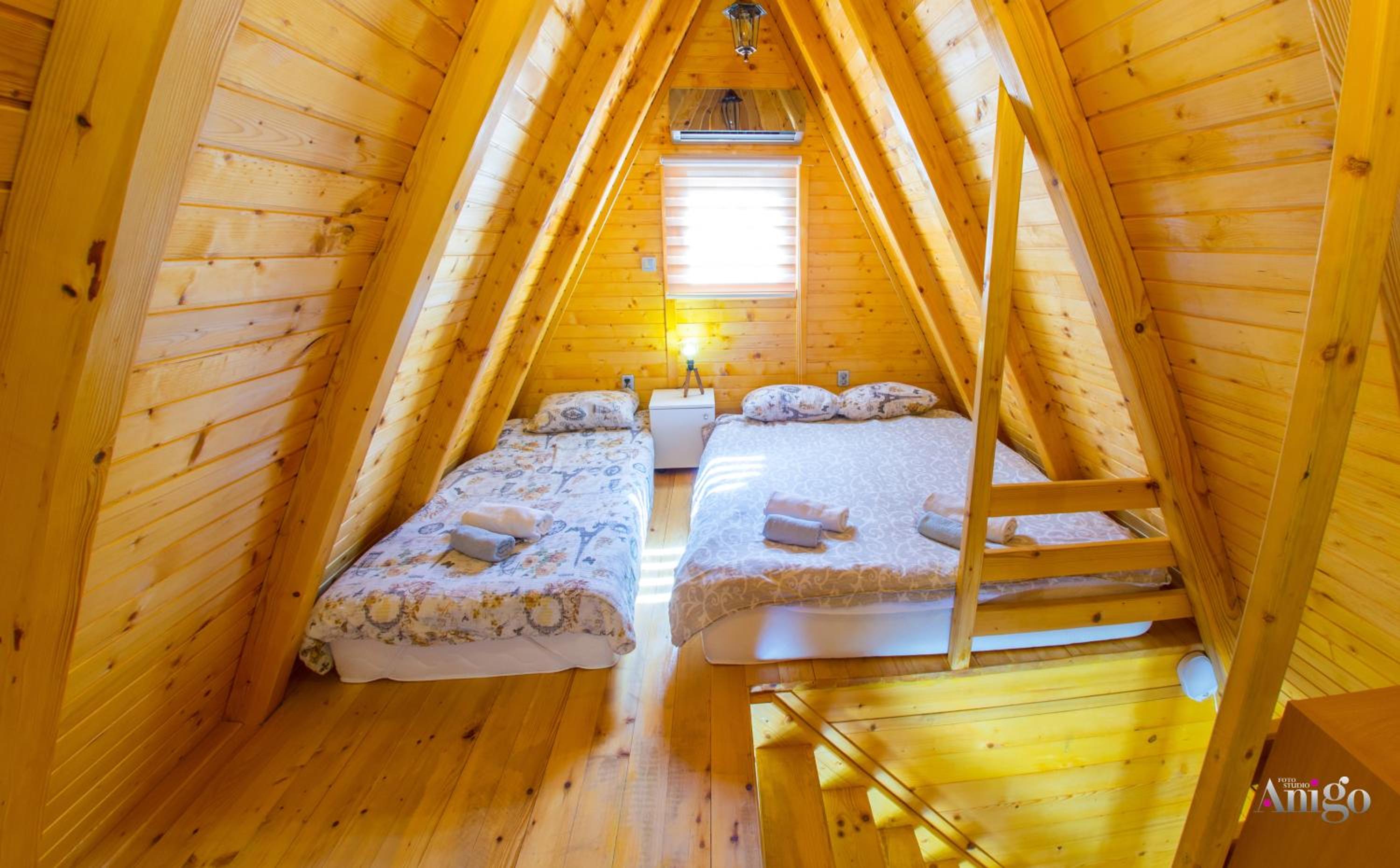 One-Bedroom House photo 1