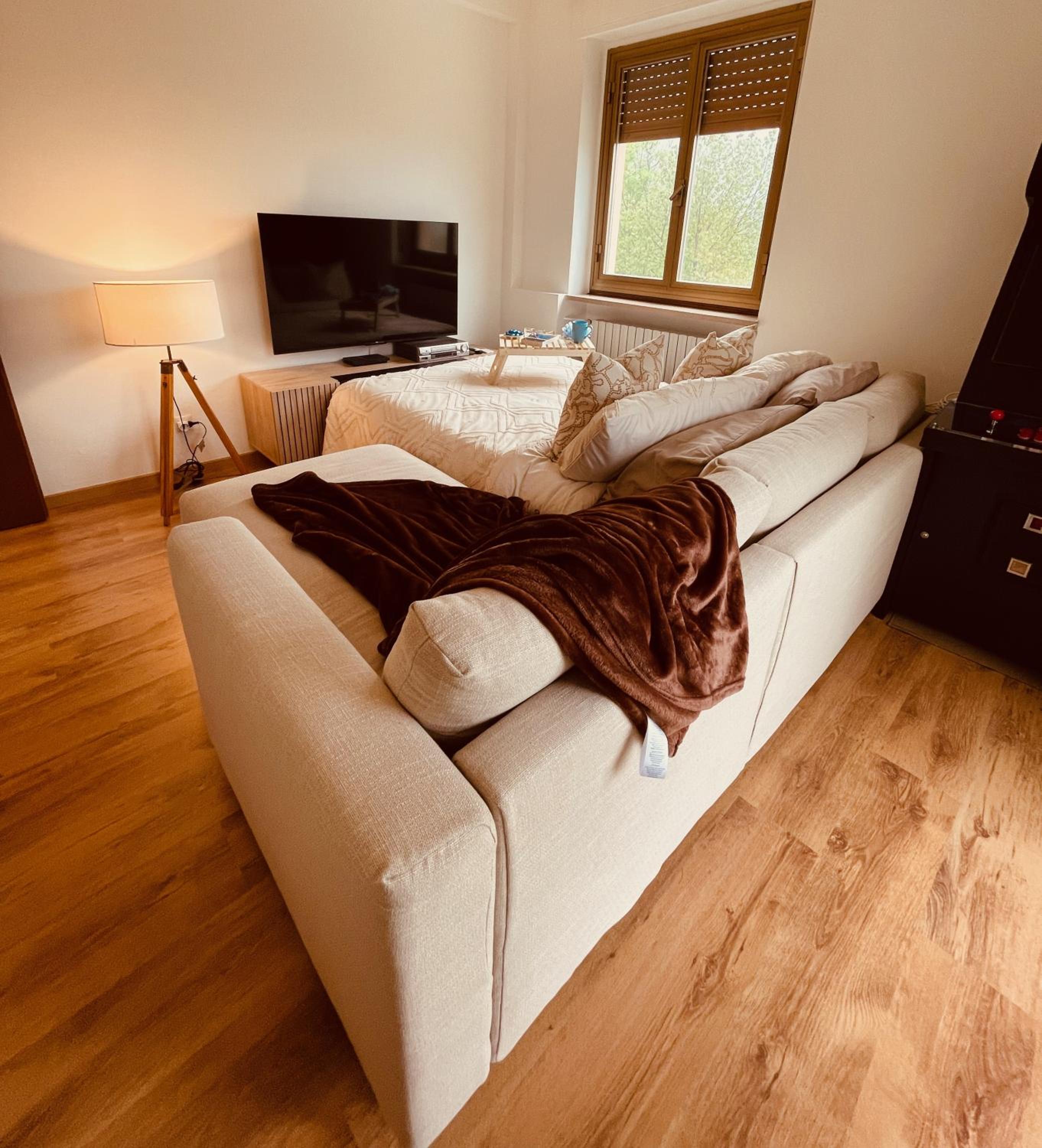 Three-Bedroom Apartment photo 1