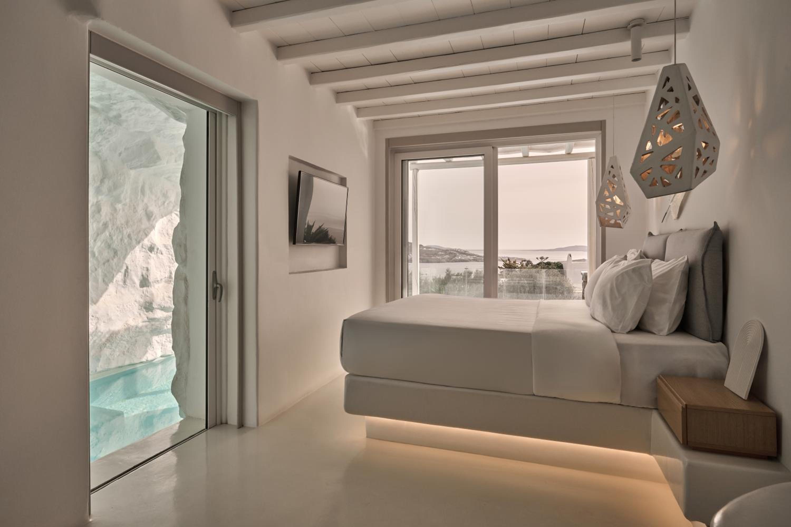 Superior King Suite (Geranos)