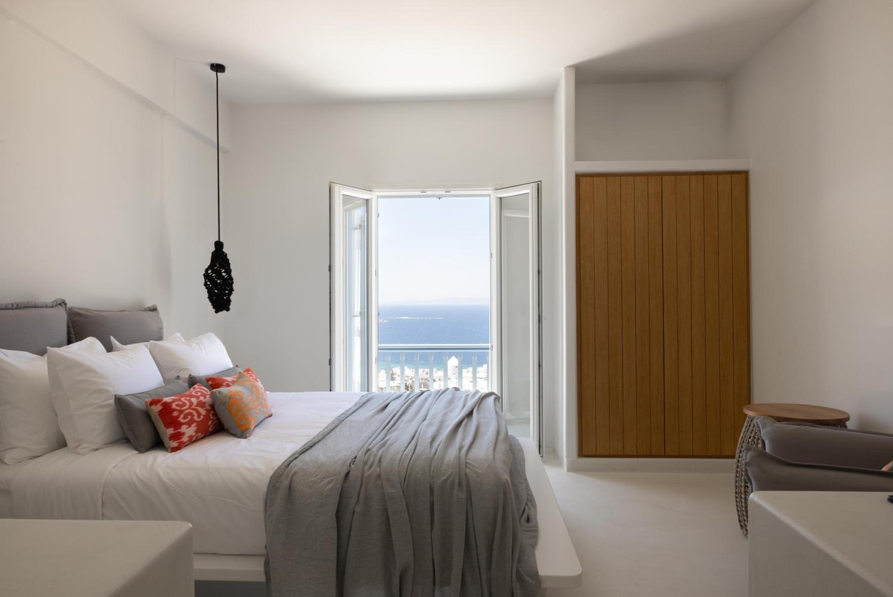 Junior Suite Sea & Sunset View photo 1