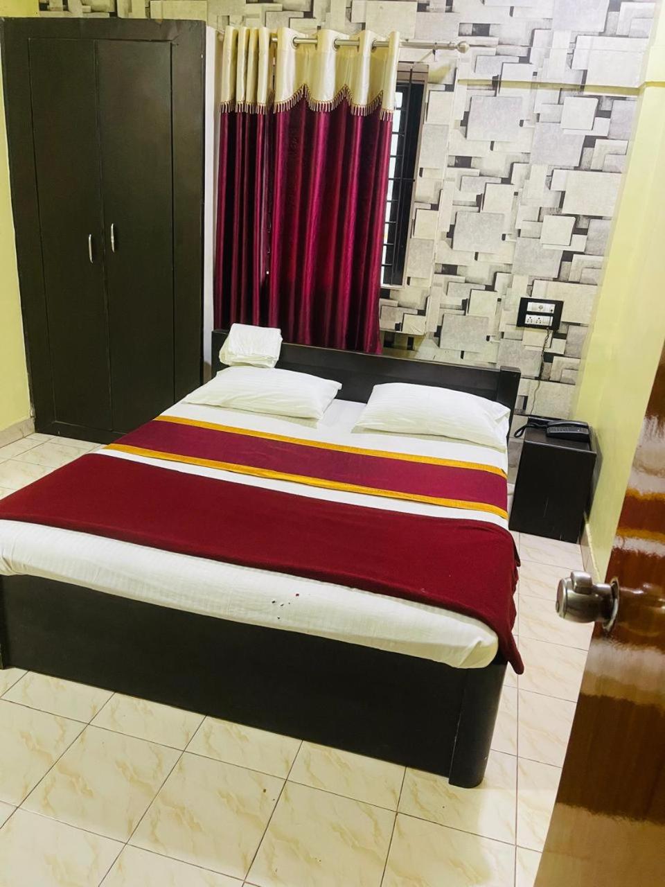 Standard Double Room With Fan photo 3
