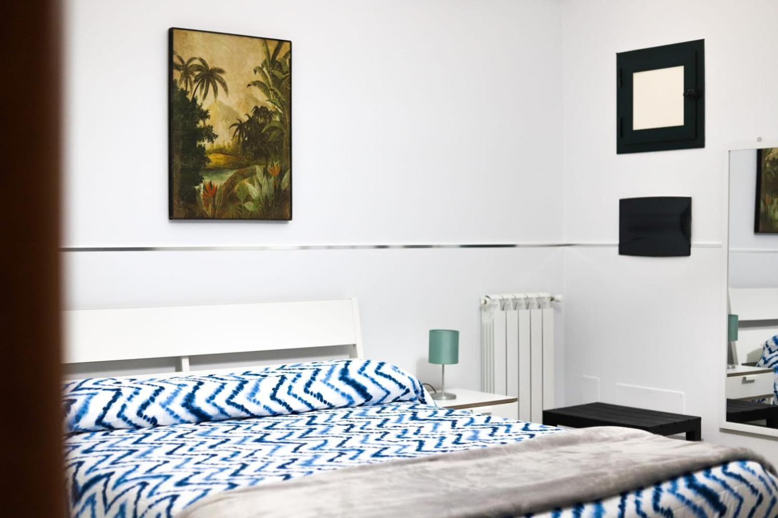 One-Bedroom House photo 1