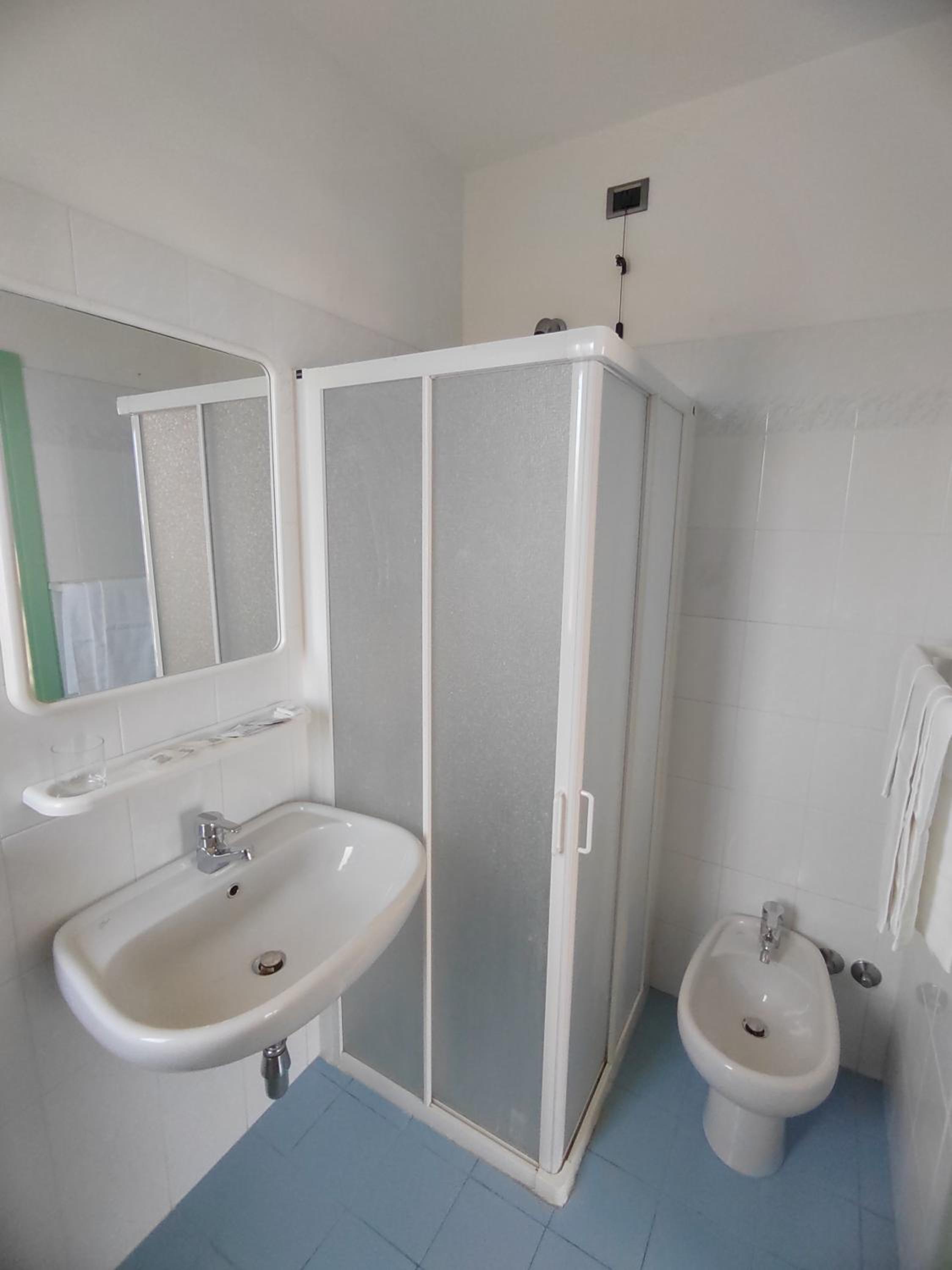 Large Double Room photo 2