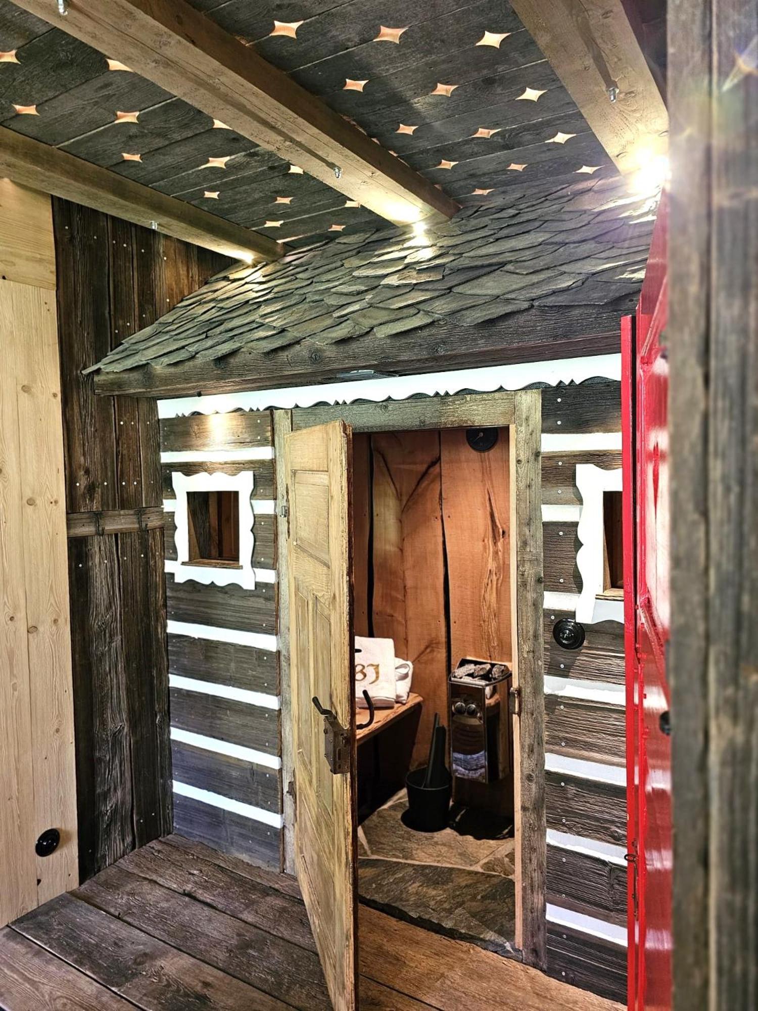 Apartment with Sauna - Photo 3