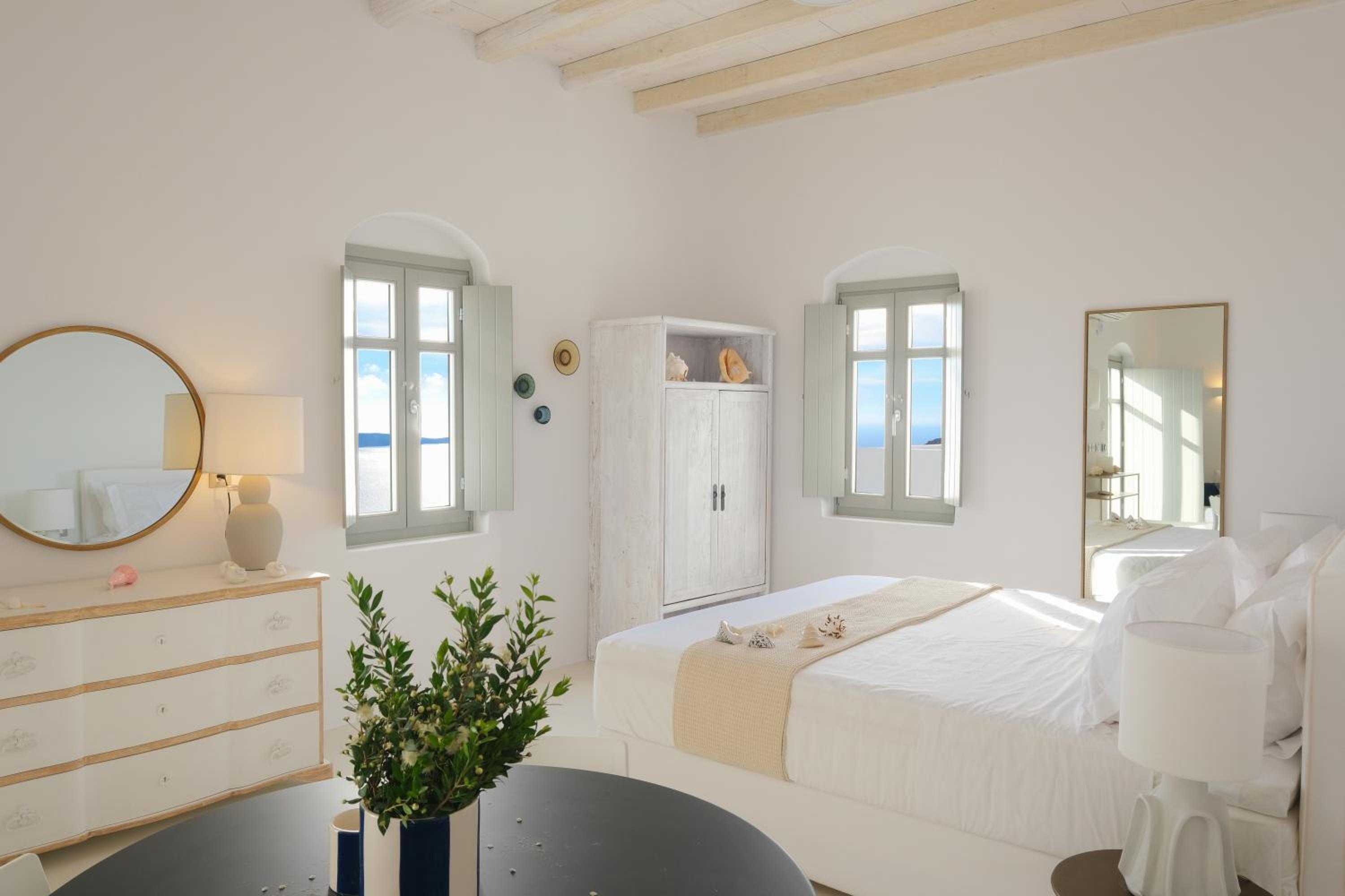 Deluxe Suite with Sea View