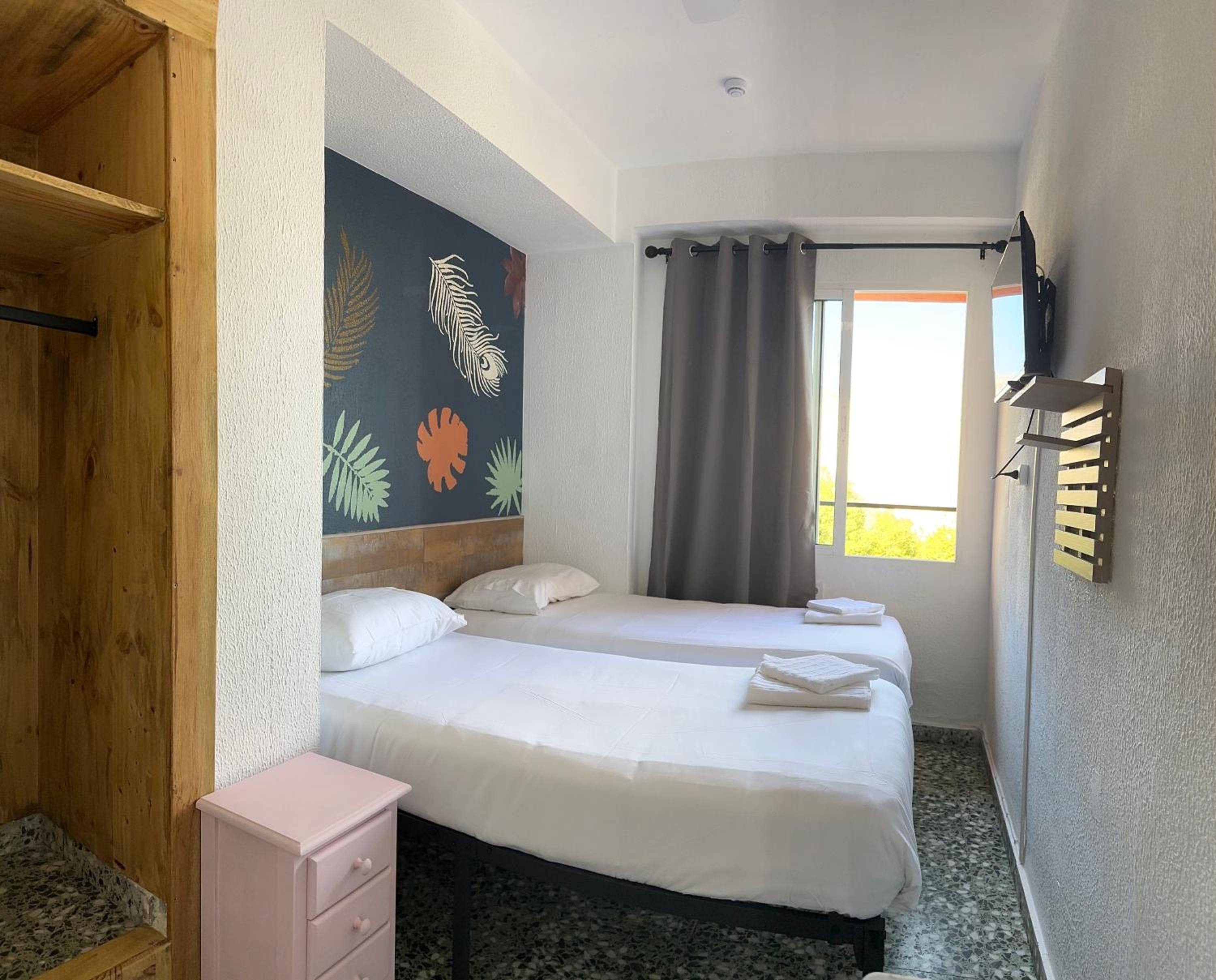 Habitación Doble o con Dos Camas con Baño Compartido