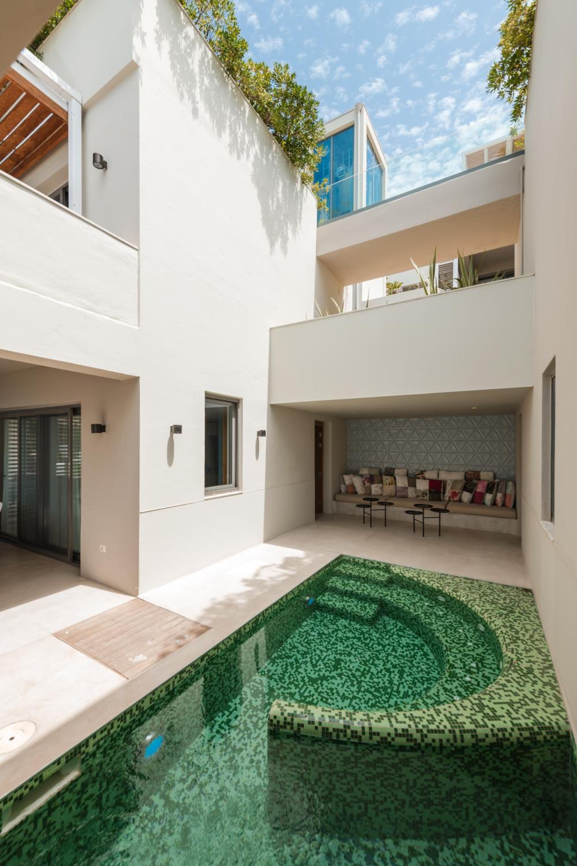 Suite With Private Pool
