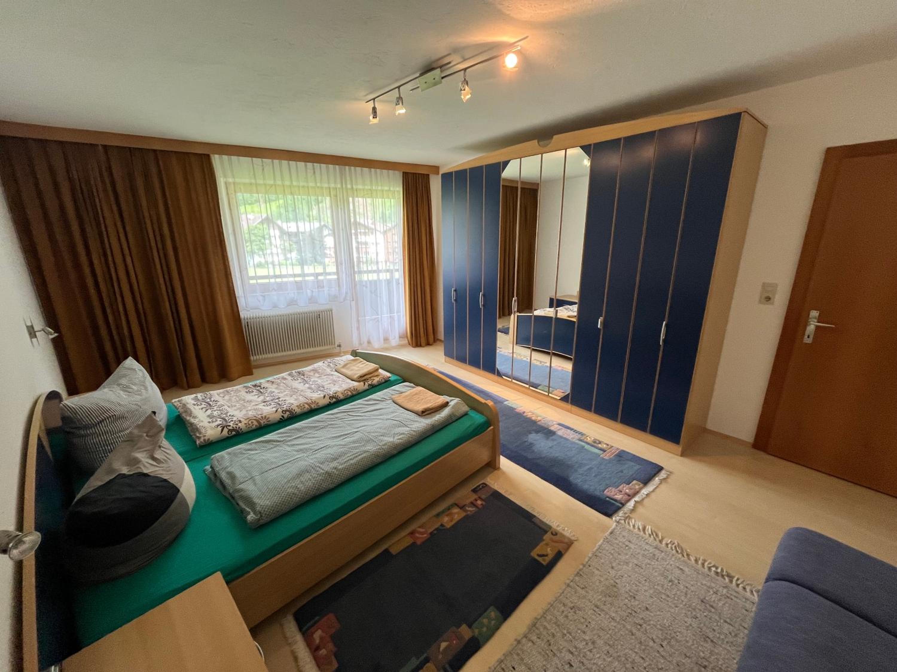 Three-Bedroom Apartment photo 1
