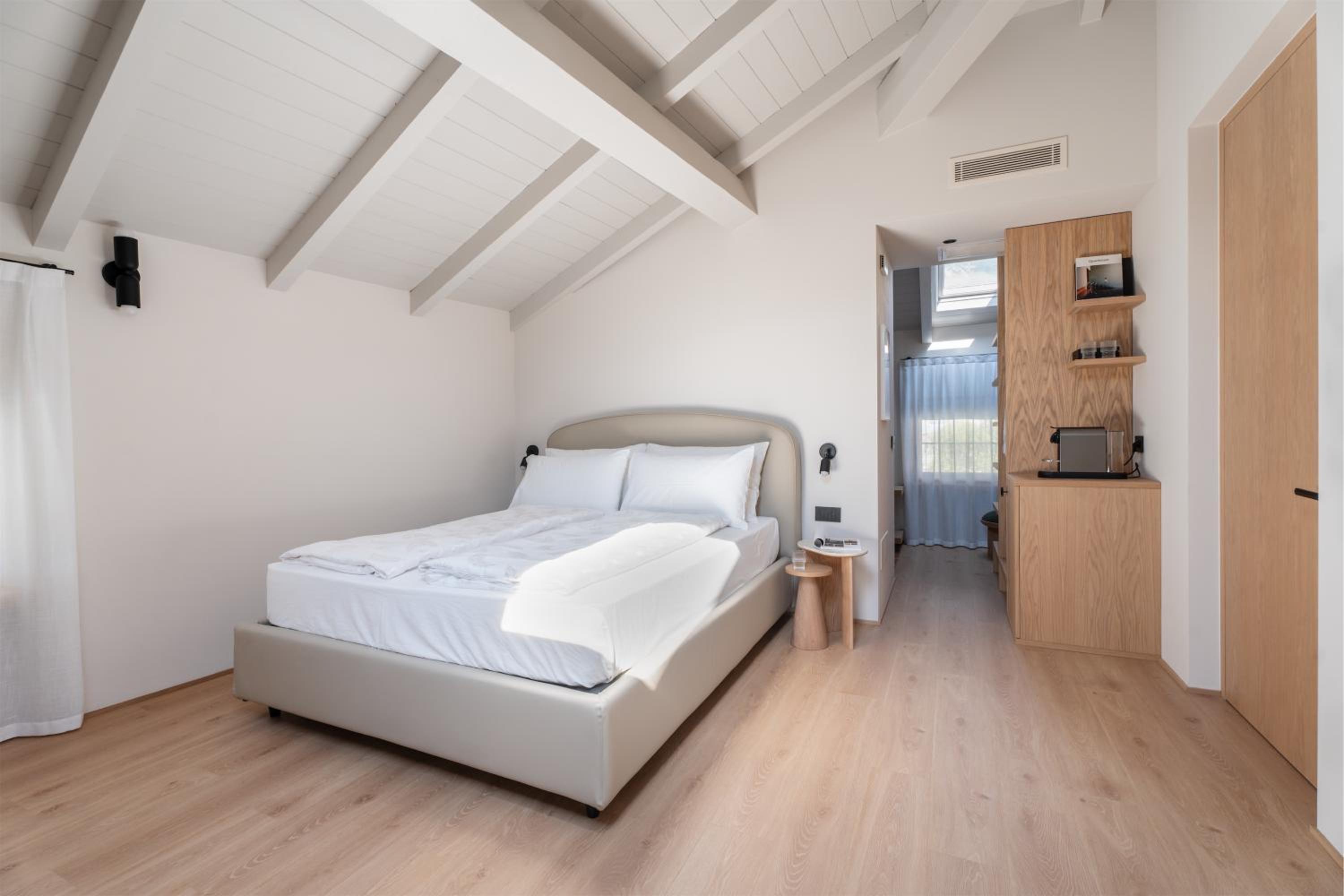 Double Room - Attic photo 3