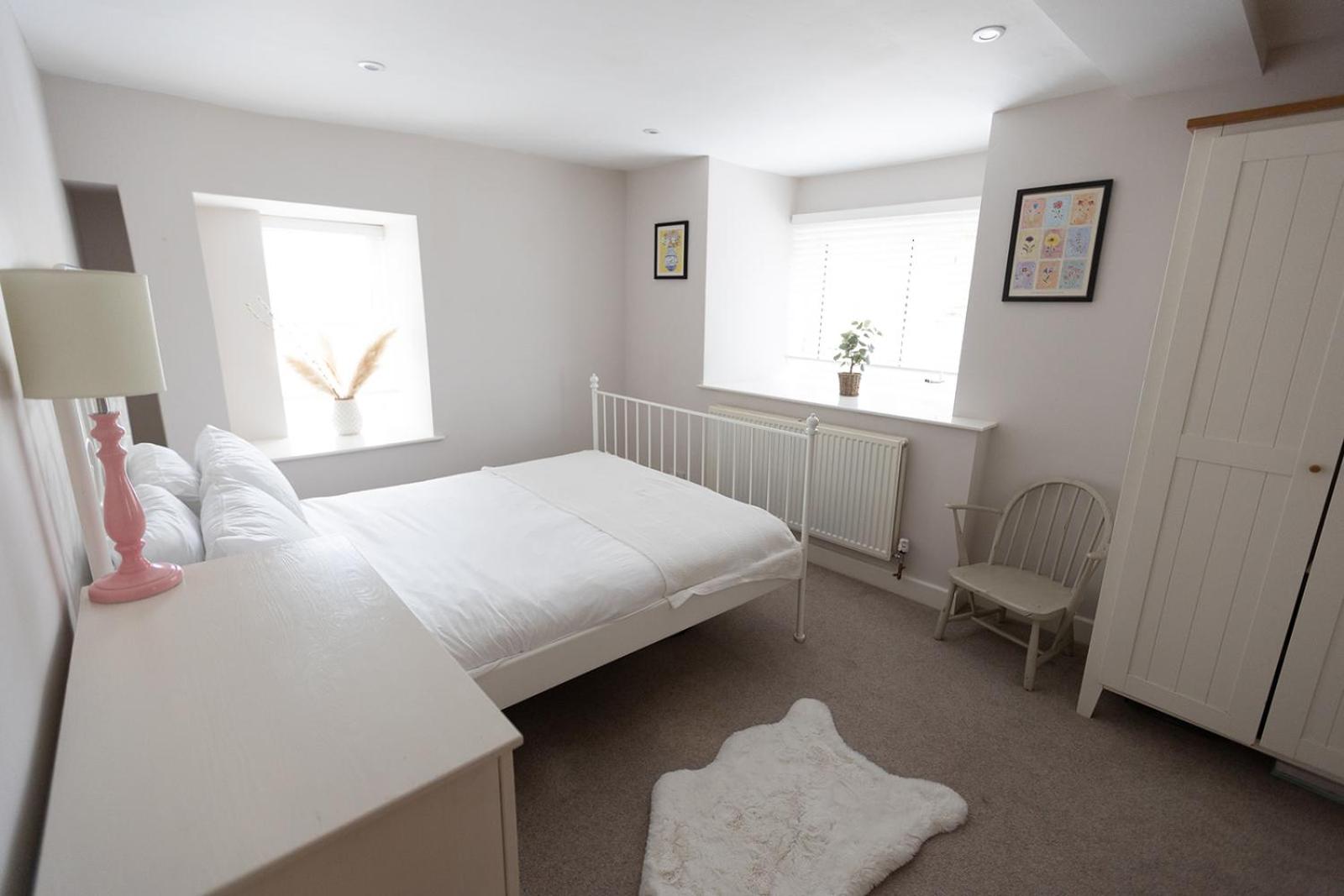 Four-Bedroom House photo 1